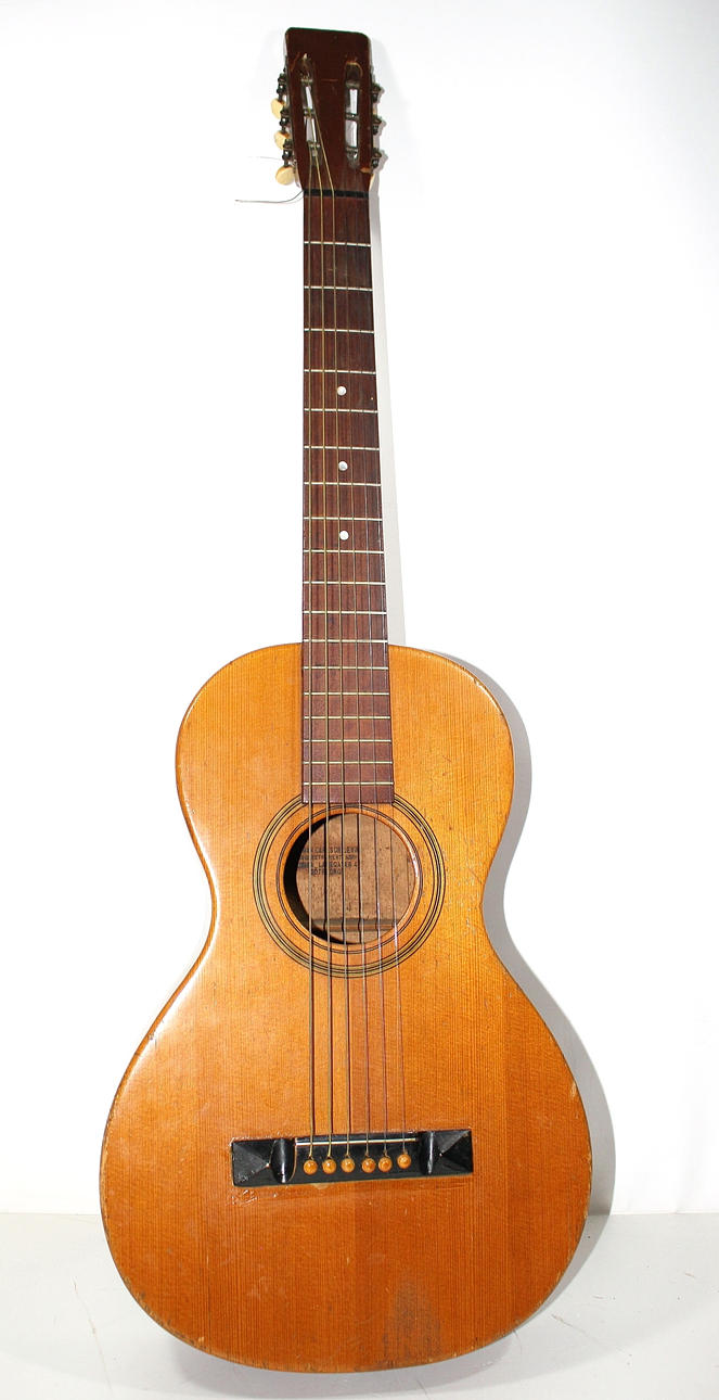 GITARR, Levin 1910.
