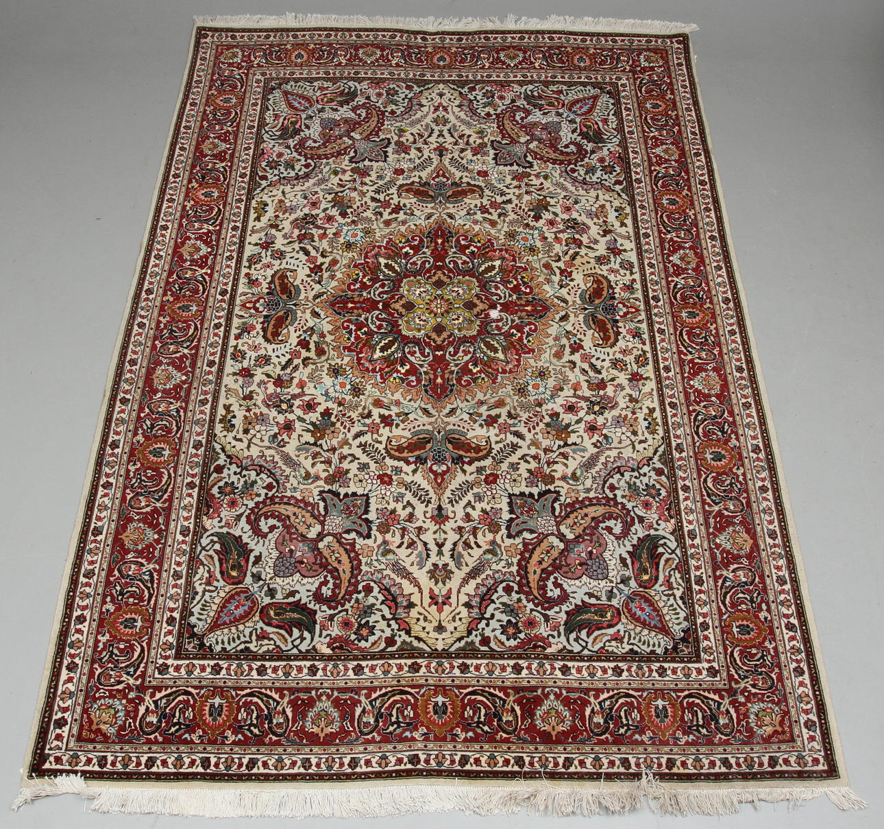 MATTA, orientalisk, ca 250 x 166 cm.