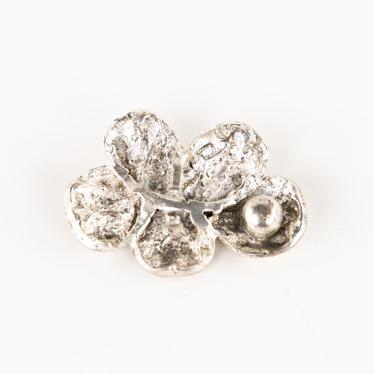 ALF HALLDIN. Brooch, silver.