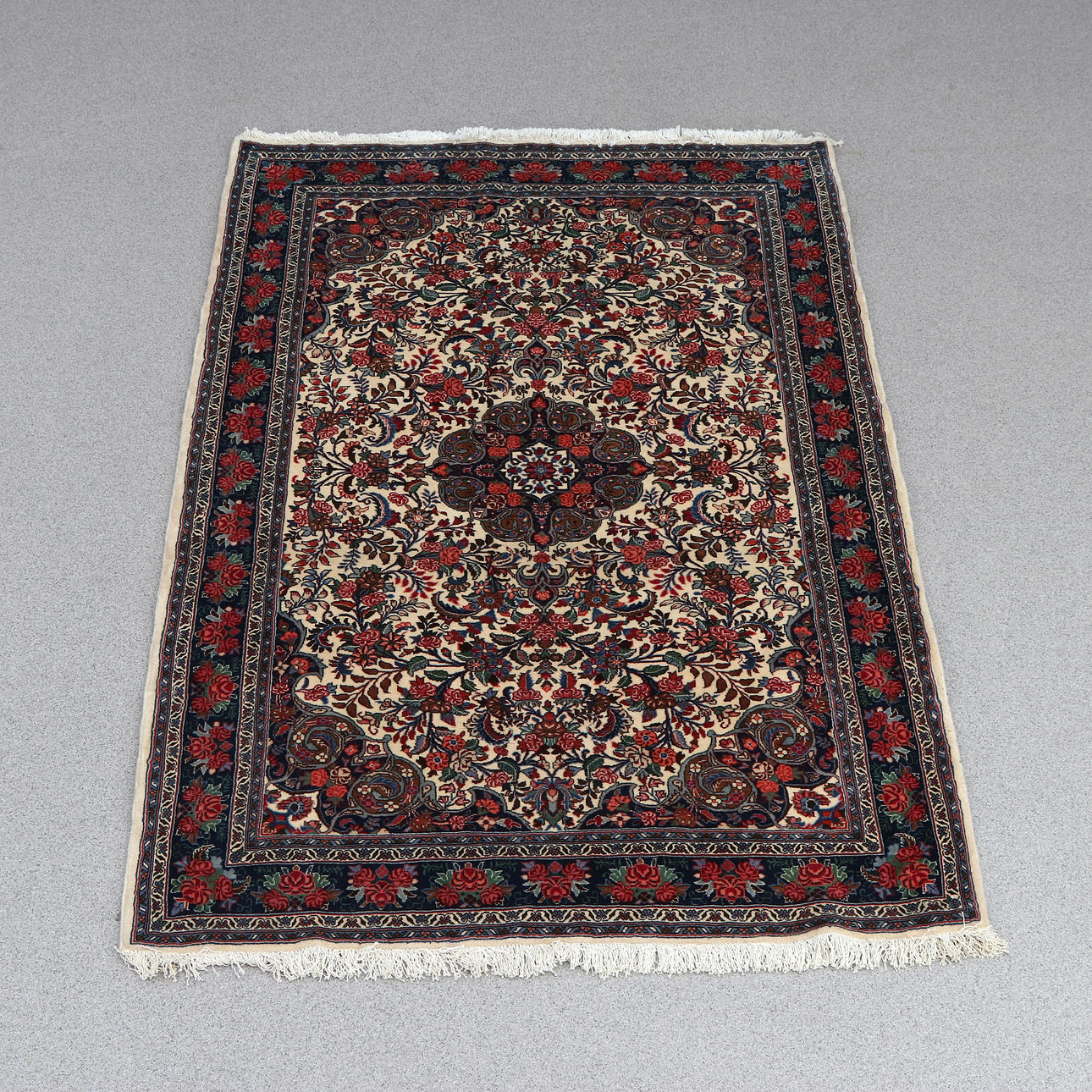 BIDJAR. Hand-knotted, wool on cotton warp.