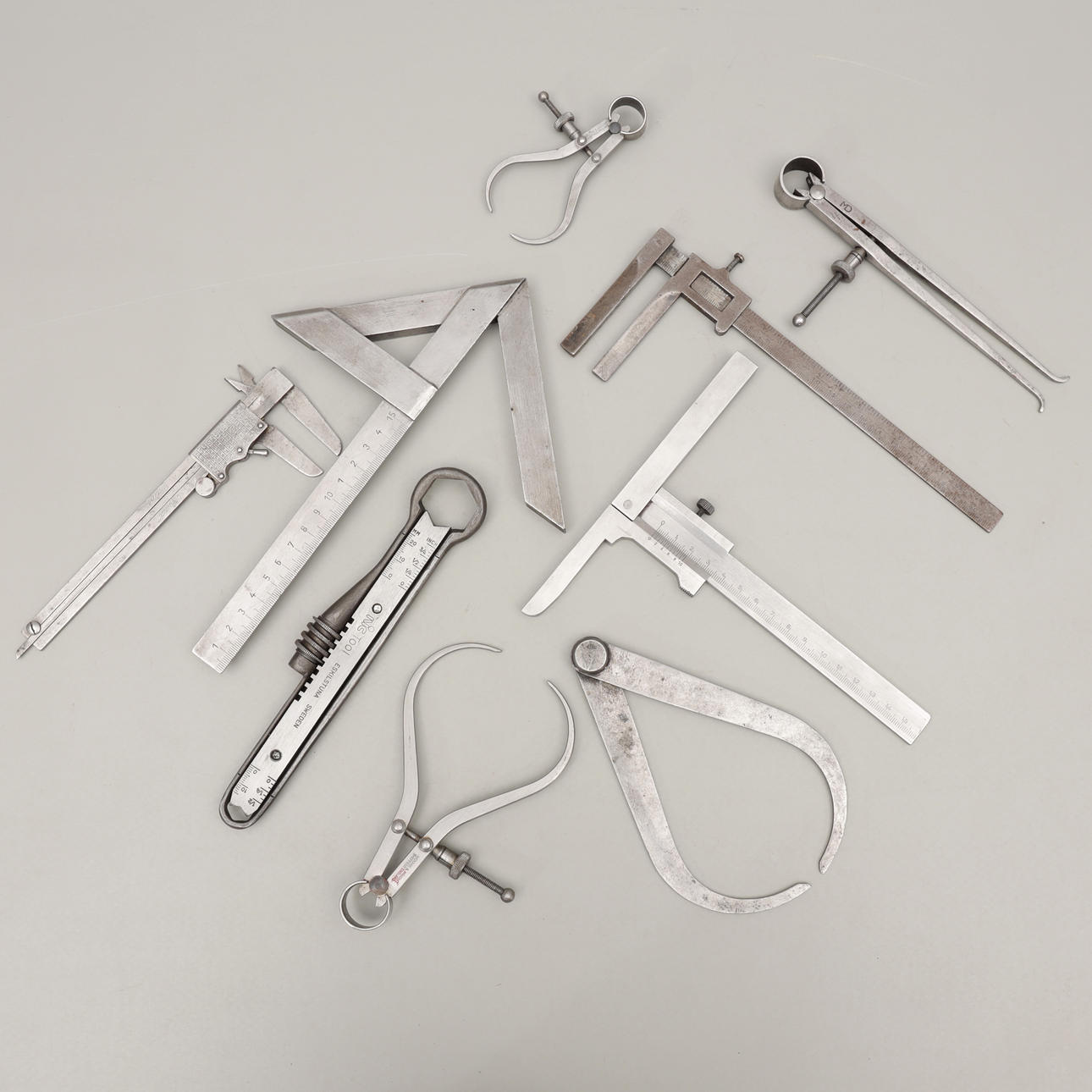 COMPASSES AND CALIPERS, 9 pcs, 20th century.