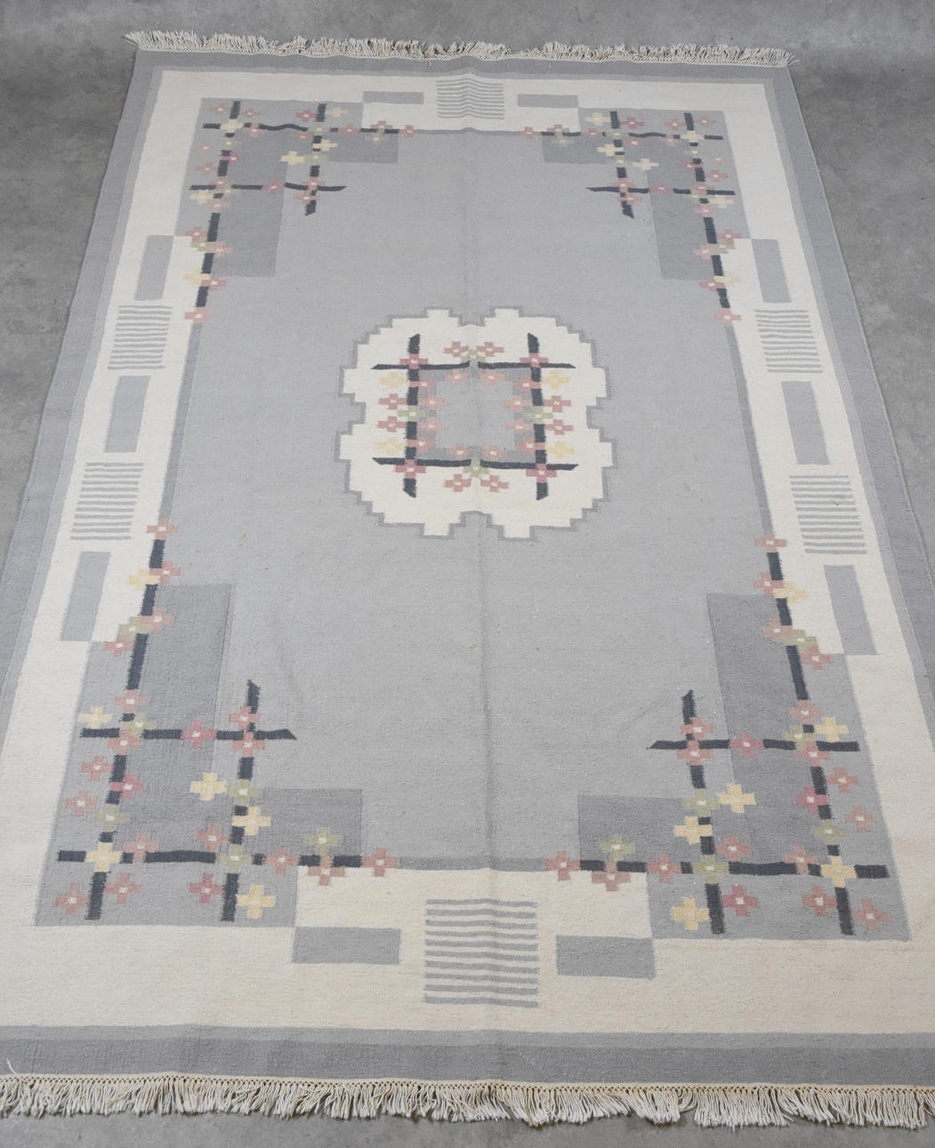 MATTA, röllakan, inköpt på NK Nordiska Kompaniet, 290 x 195 cm.