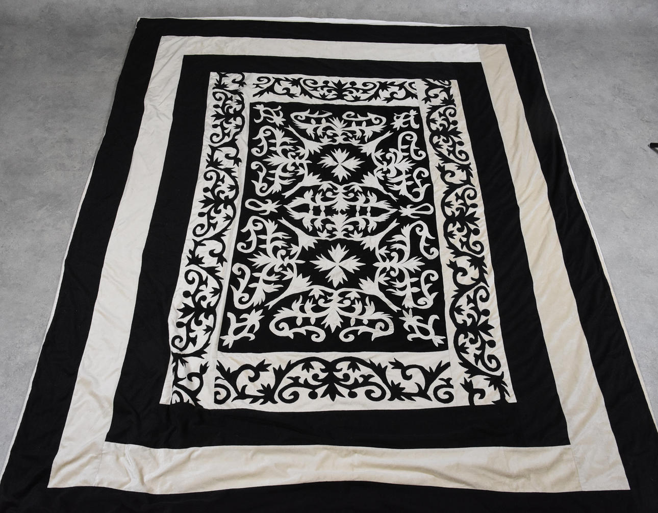 ÖVERKAST med ficka för täcke 260 x 213 cm.