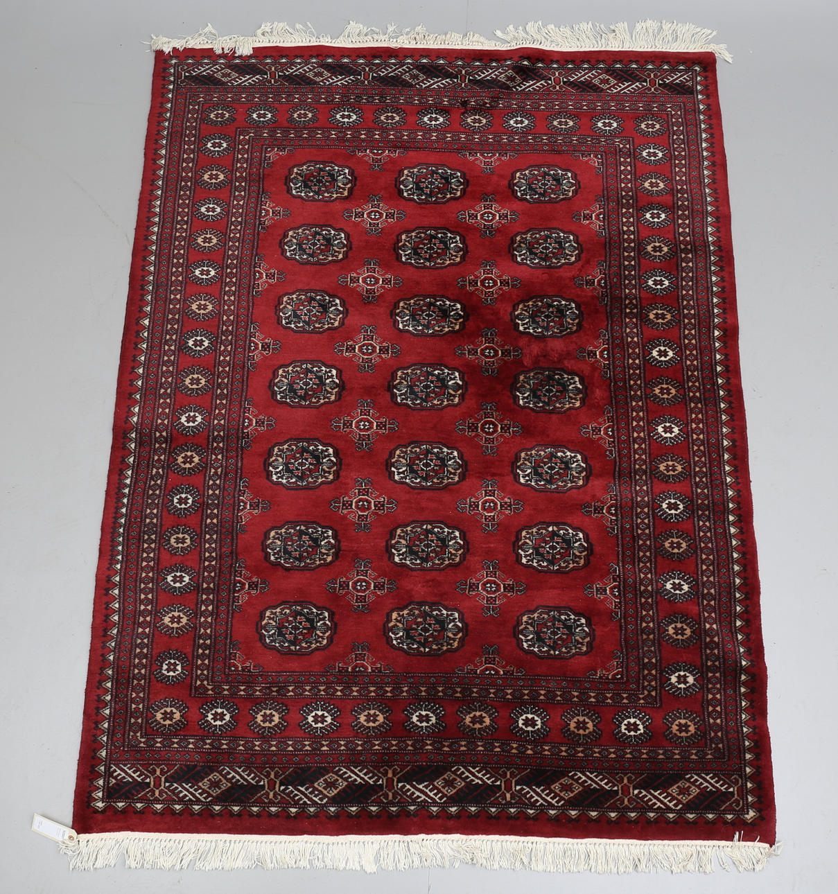 MATTA, Karachi, 231 x 170 cm.