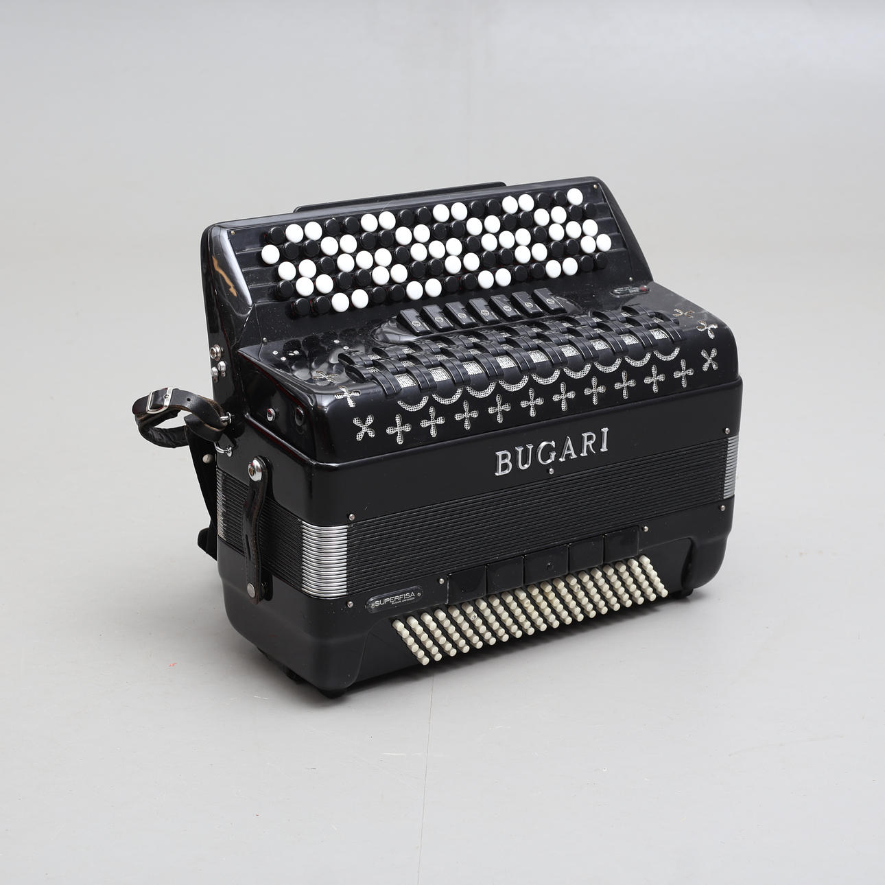 BUTTON ACCORDION, Bugari, Superfisa.