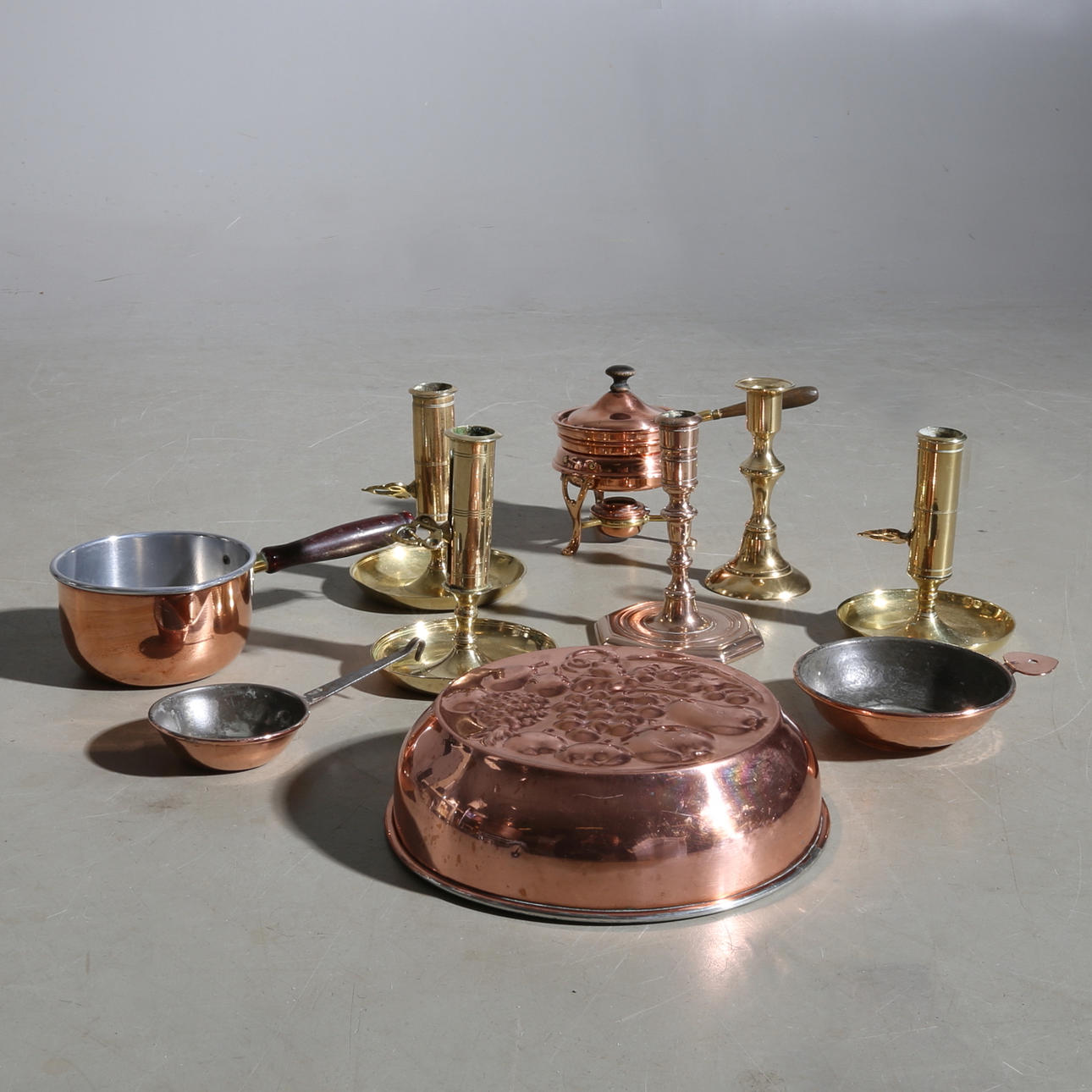 PARTI MÄSSING & KOPPAR, ljusstakar mm..