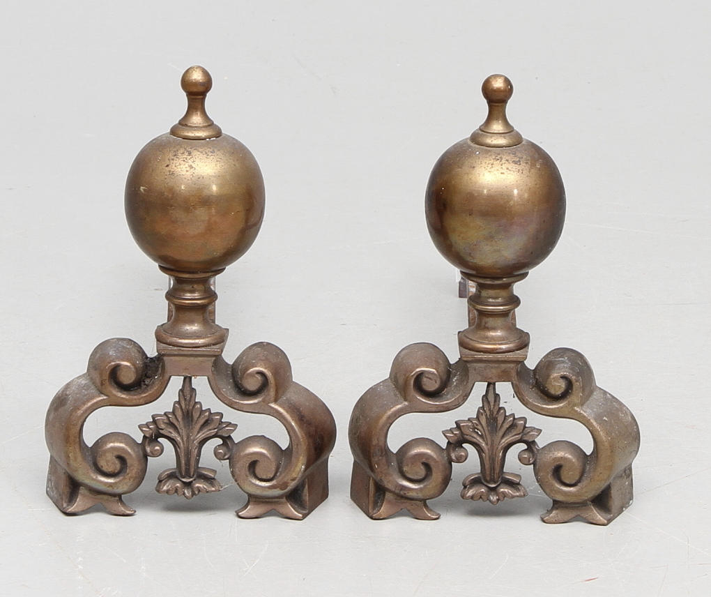 ELDHUNDAR, ett par, järn och koppar, 1800/1900-tal.