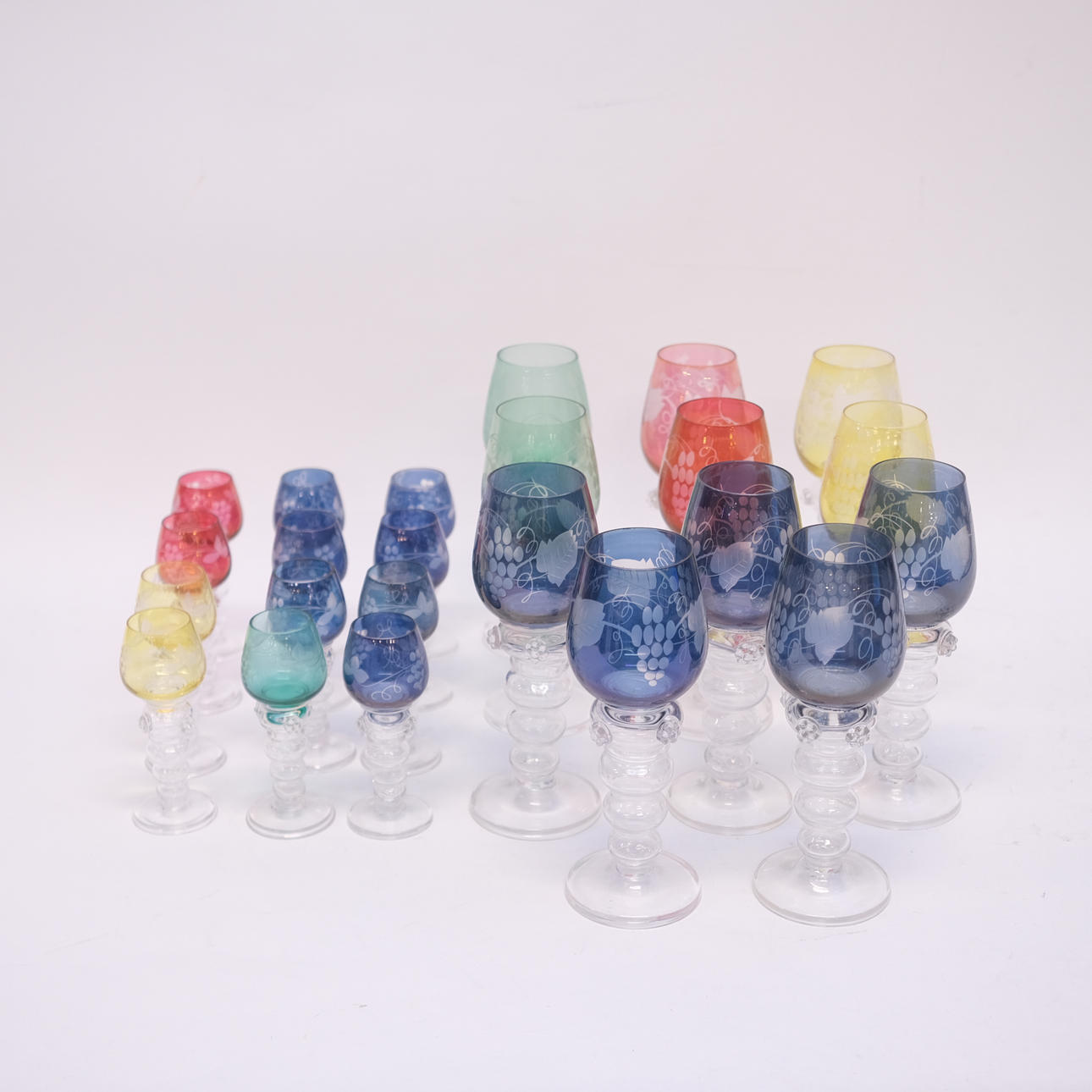 RÖMER GLASSES, 23 PIECES.