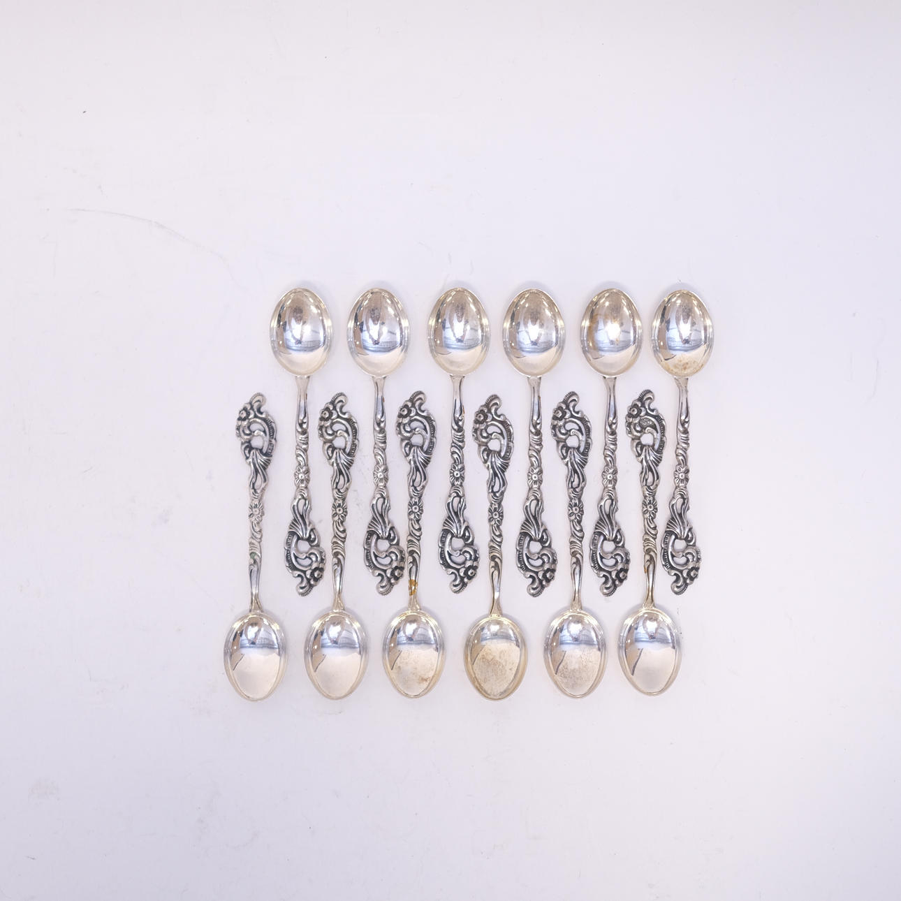 DEMITASSE SPOONS, SILVER, 12 PIECES.