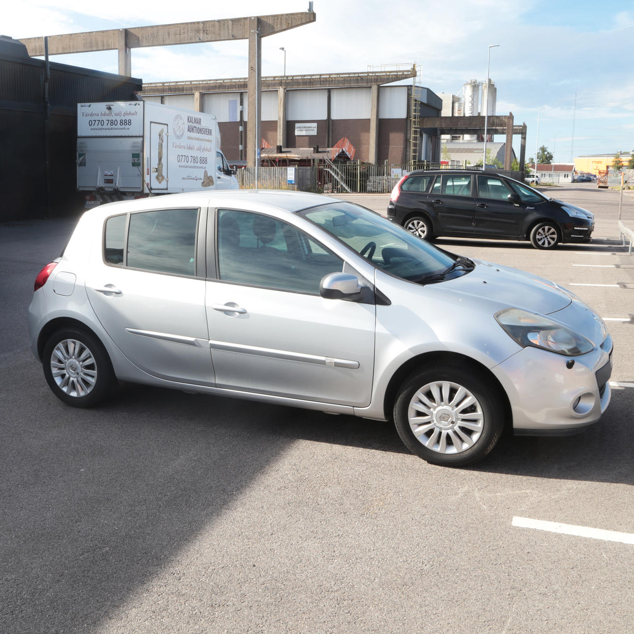 CAR, Renault.