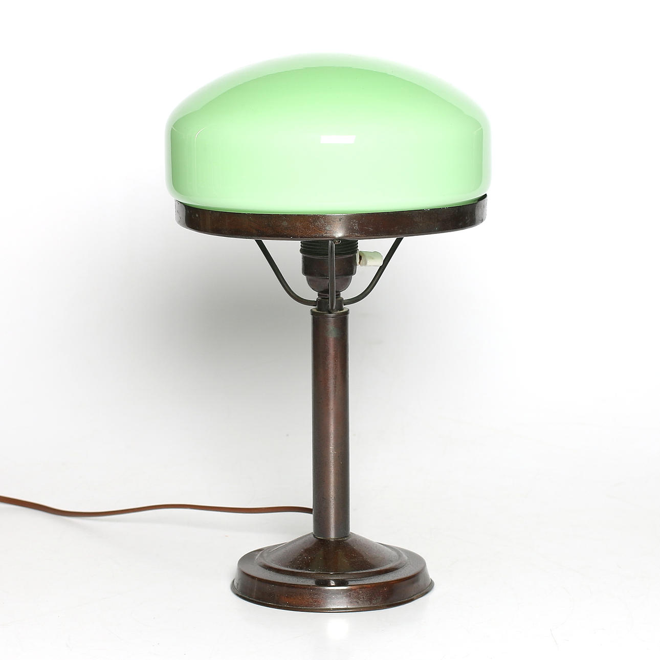 BORDSLAMPA. Strindbergsmodell. 1900-talets första hälft.