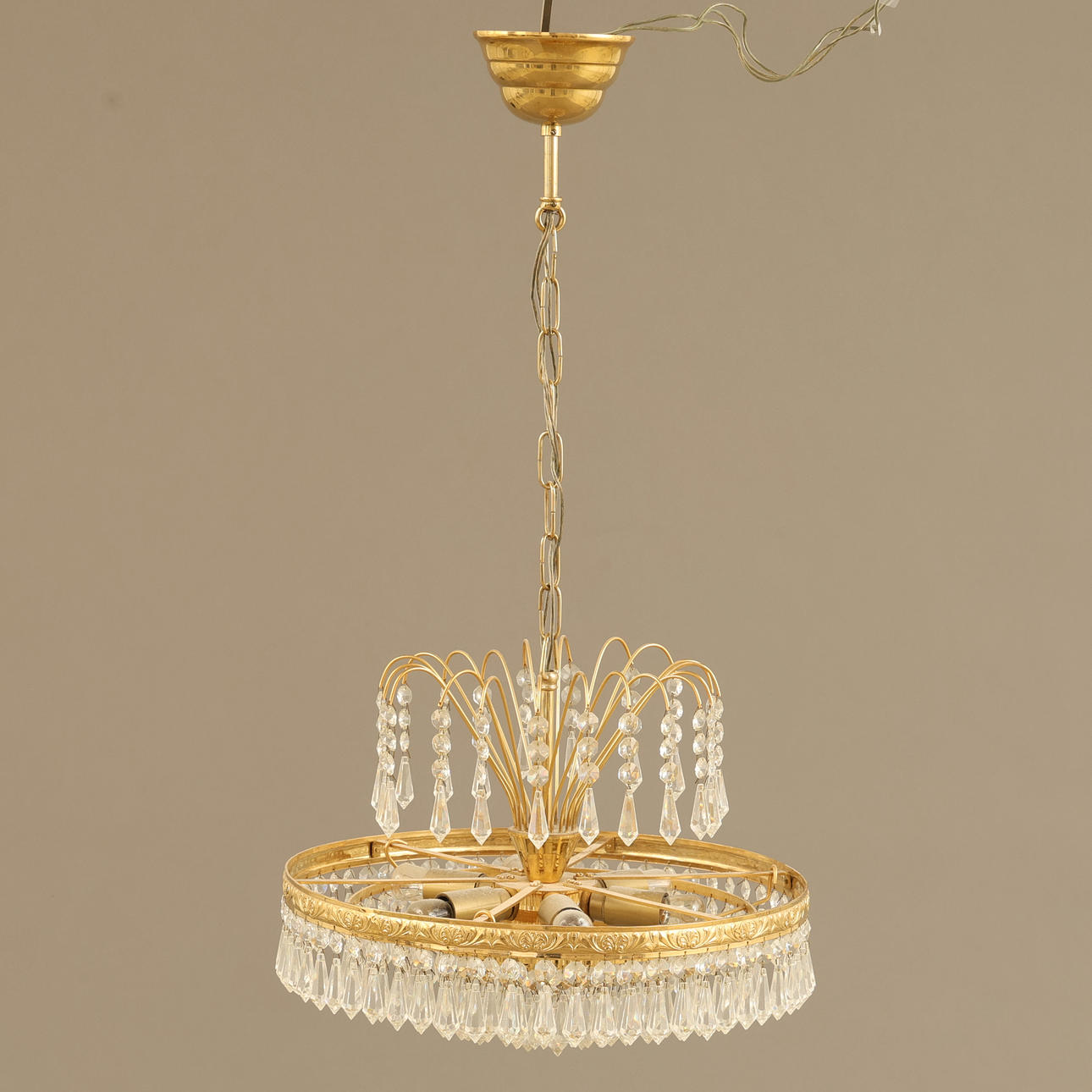 CEILING LAMP, with prisms.