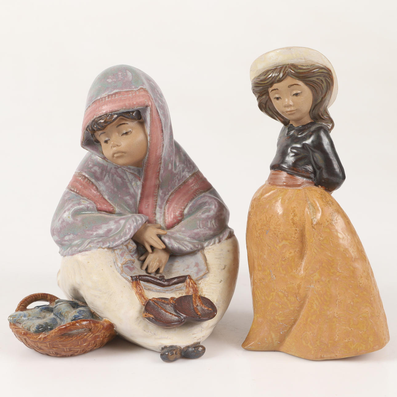 FIGURINER, 2 stycken, stengods, Lladro, Spanien.
