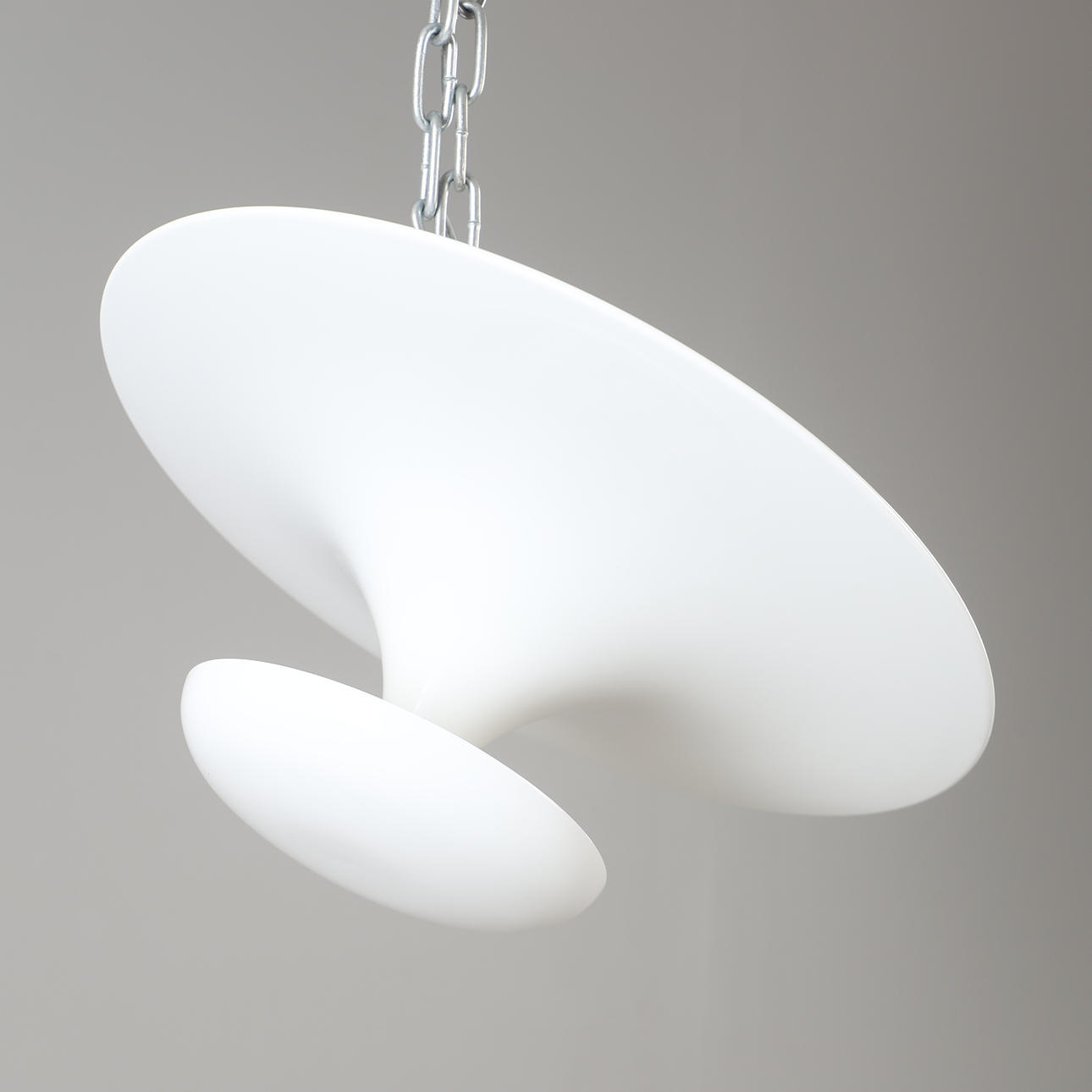 TAKPLAFOND, "Funnel", metall, Vibia, samtida.