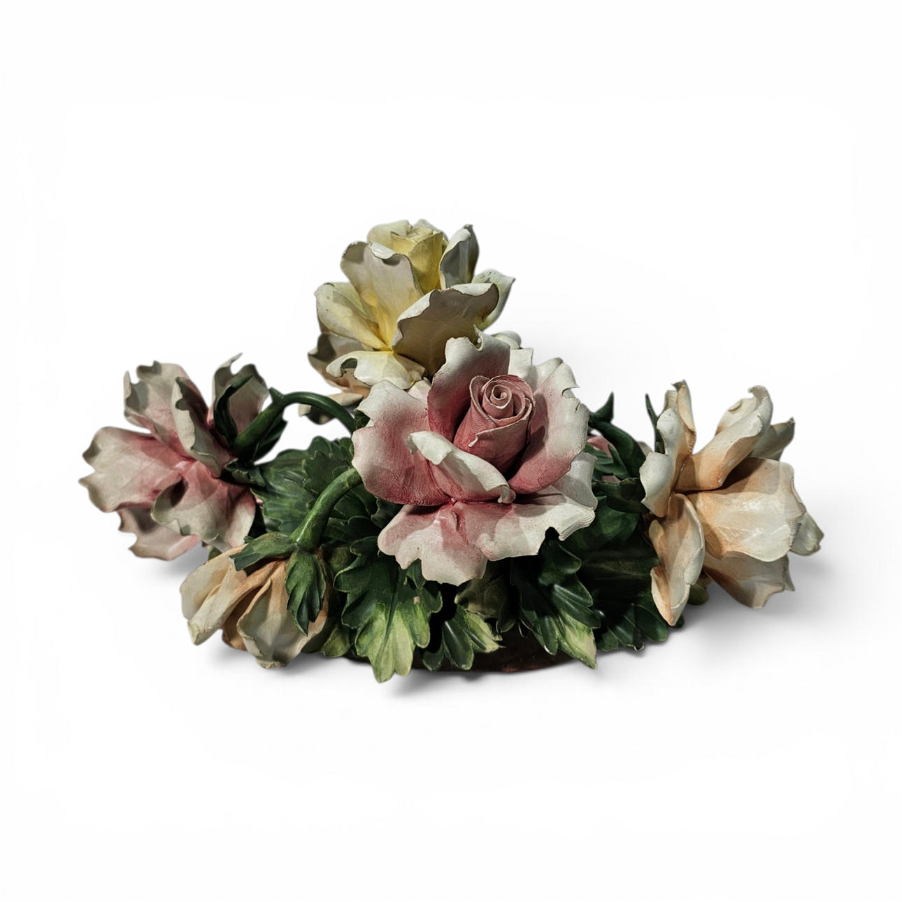 Capodimonte. Porcelain rose centerpiece.