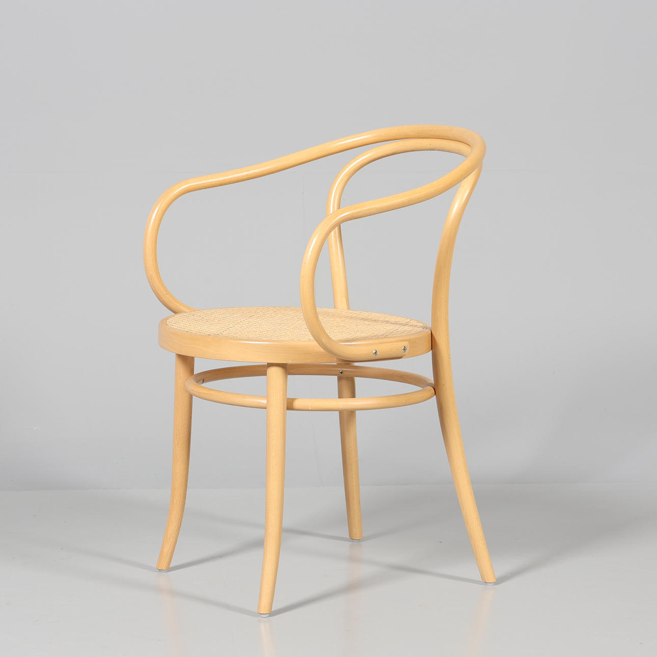 MICHAEL THONET. ARMCHAIR, "No 30", Ton.