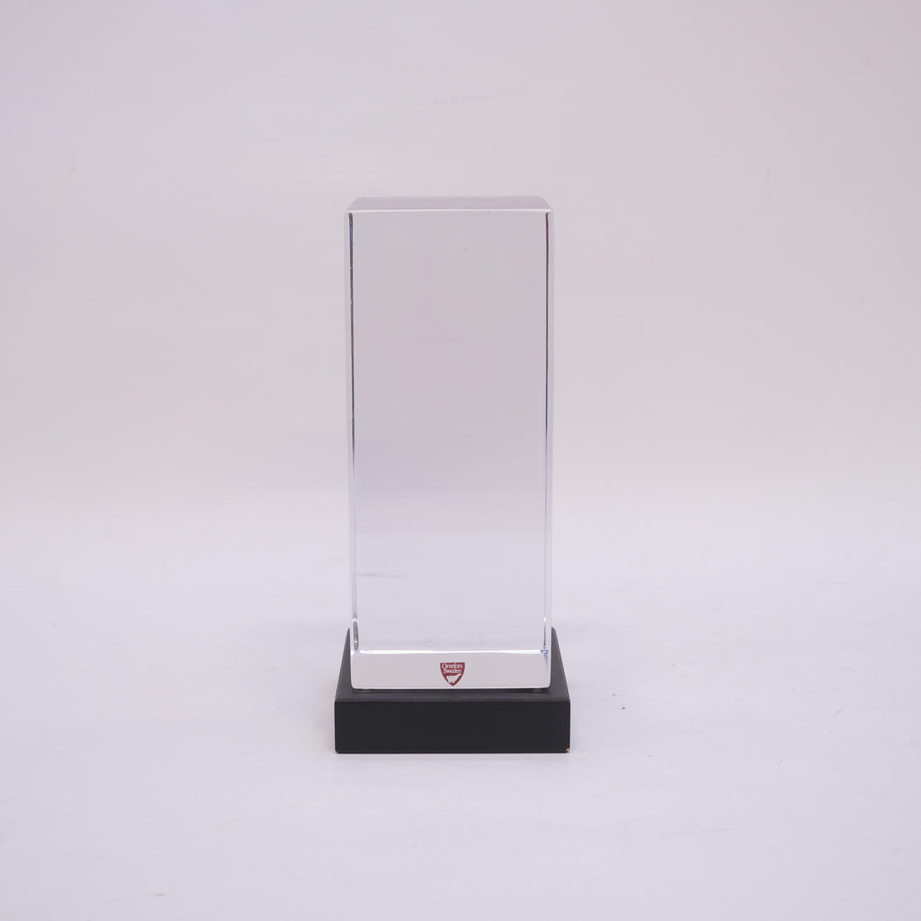 OLLE ALBERIUS. SCULPTURE, GLASS, ORREFORS, SIGNED.