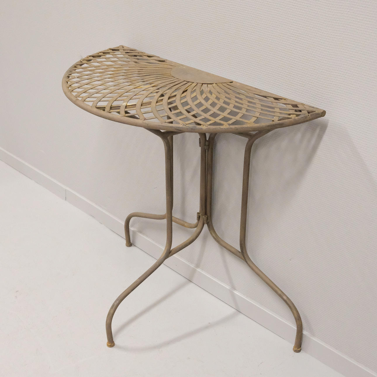 GARDEN TABLE, METAL.