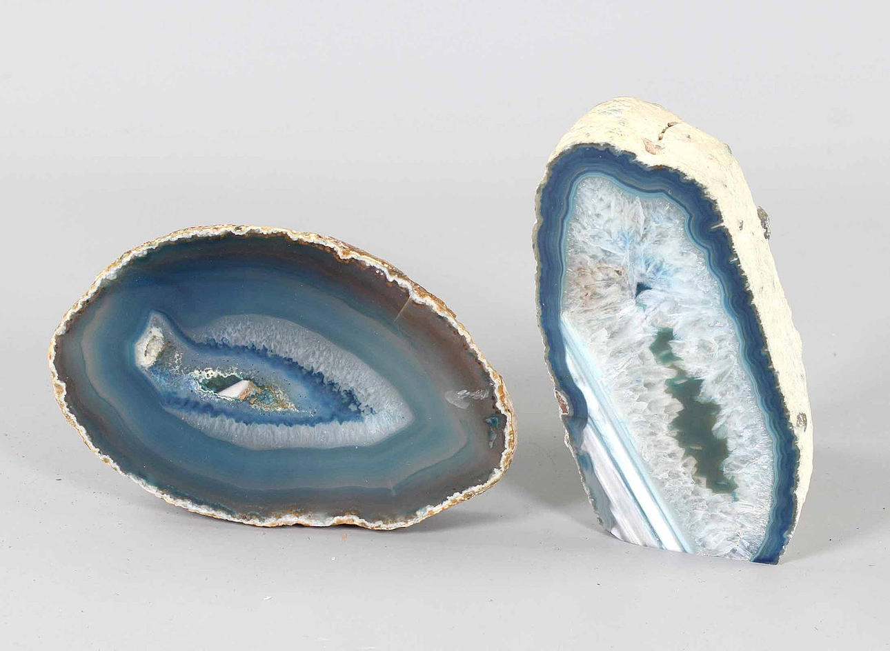 2 AGATE PIECES, polished.