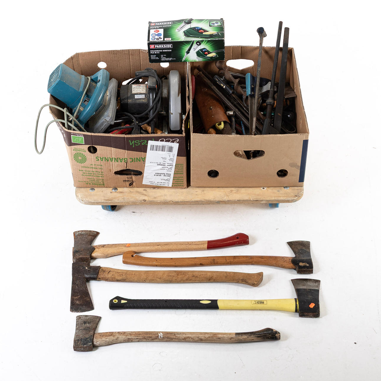TOOLS / POWER TOOLS, a lot.