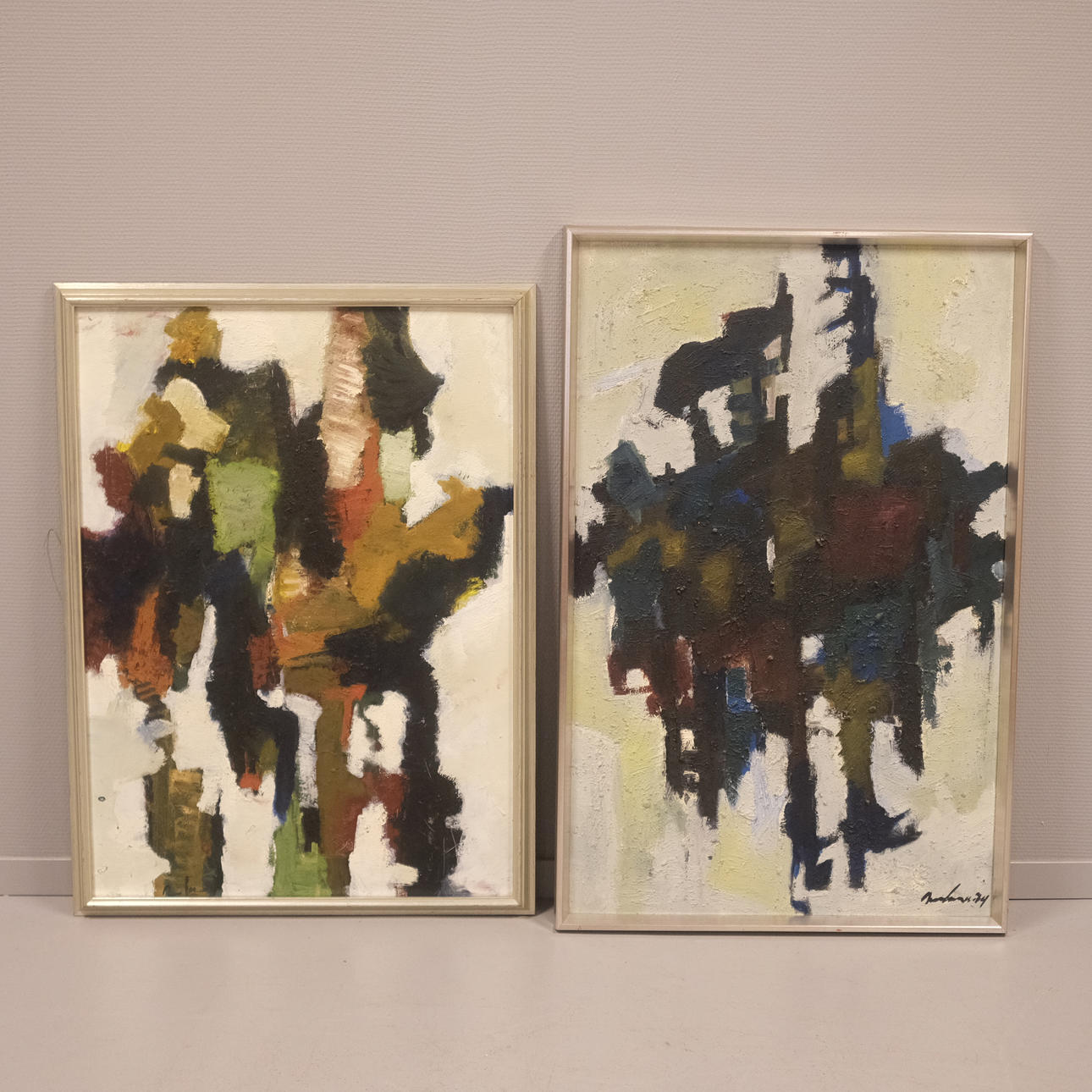 OIDENTIFIERAD KONSTNÄR. OILS ON PANEL, TWO PIECES. COMPOSITIONS. SIGNED.
