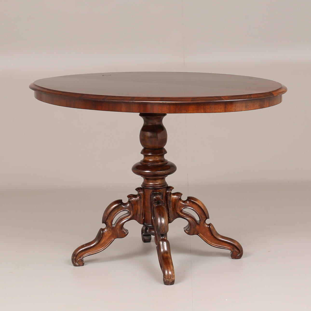 SOFFBORD, nyrokoko, 1800-talets andra hälft.