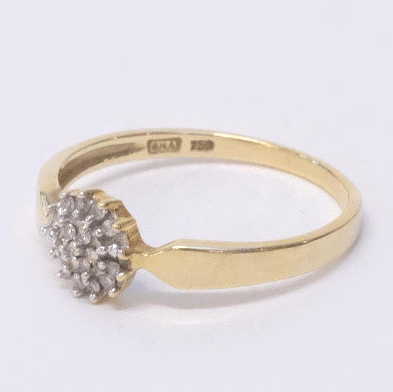 RING WITH DIAMONDS, 18K GOLD.