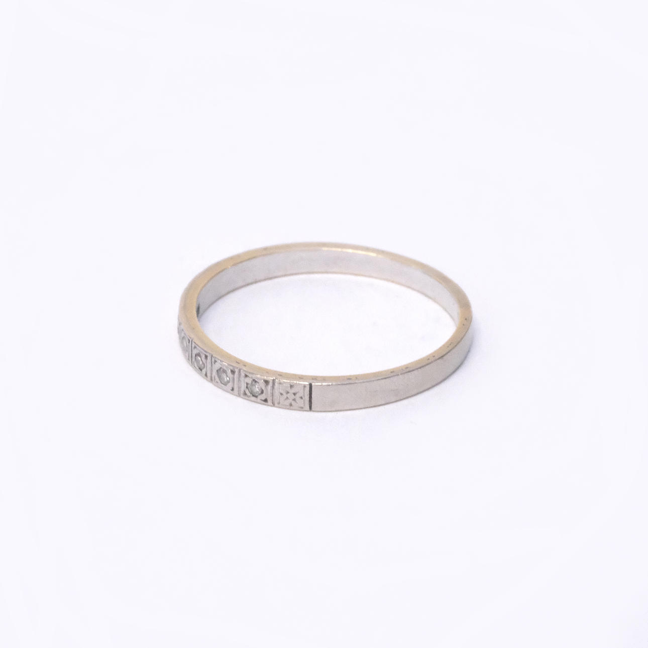 RING WITH DIAMONDS, 18K WHITE GOLD.