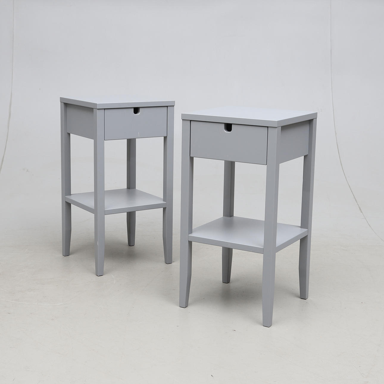 BEDSIDE TABLES, 1 pair, 21st century.