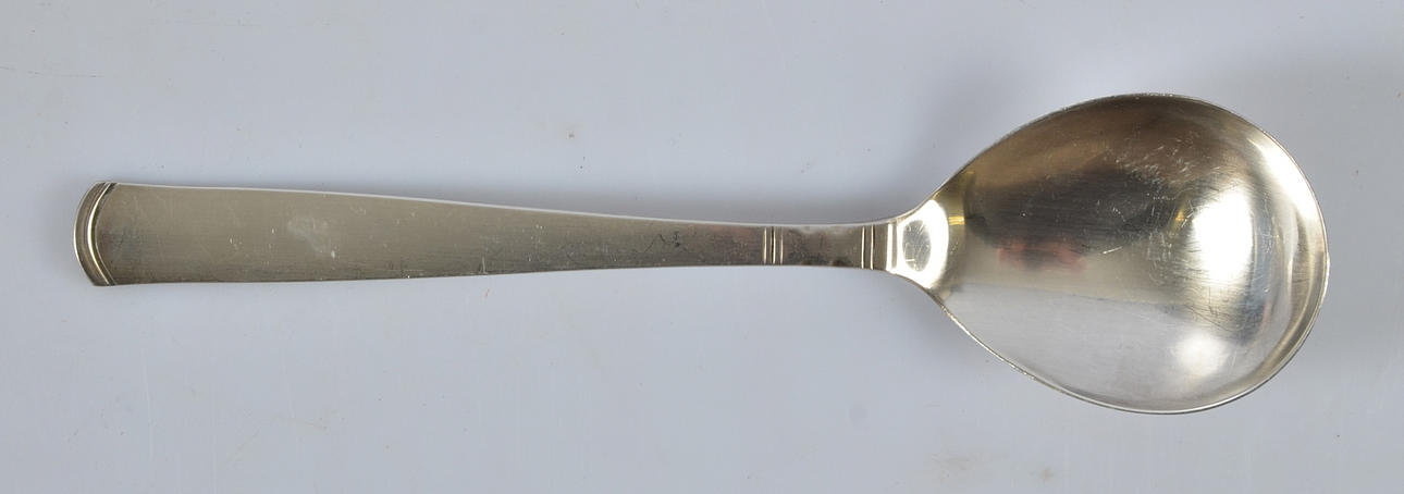 UPPLÄGGNINGSSKED, silver, "Rosenholm", Jacob Ängman, GAB, 1989.