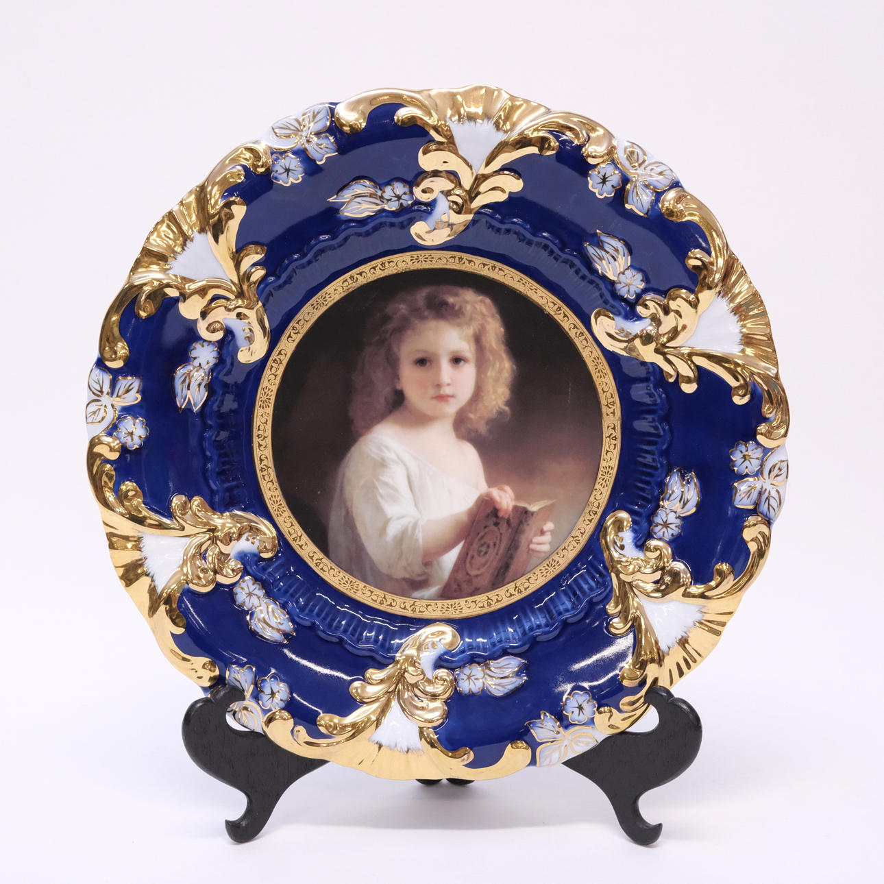 DECORATIVE PLATE, LIMOGES.