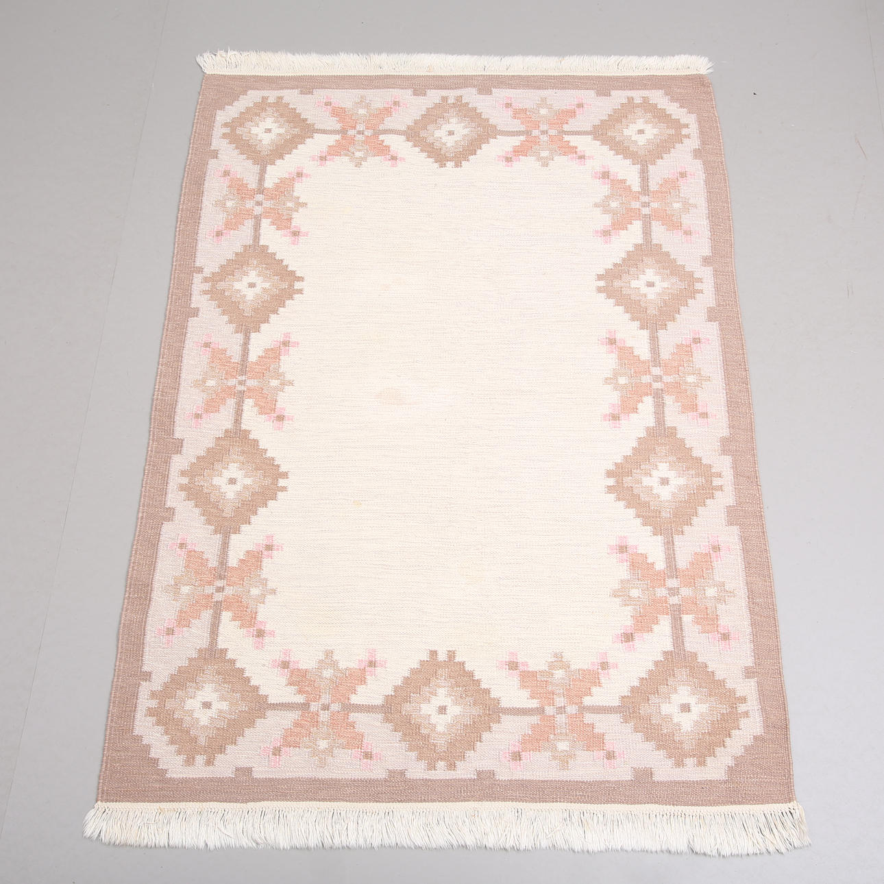 RÖLAKAN, Rug, mid-20th century.