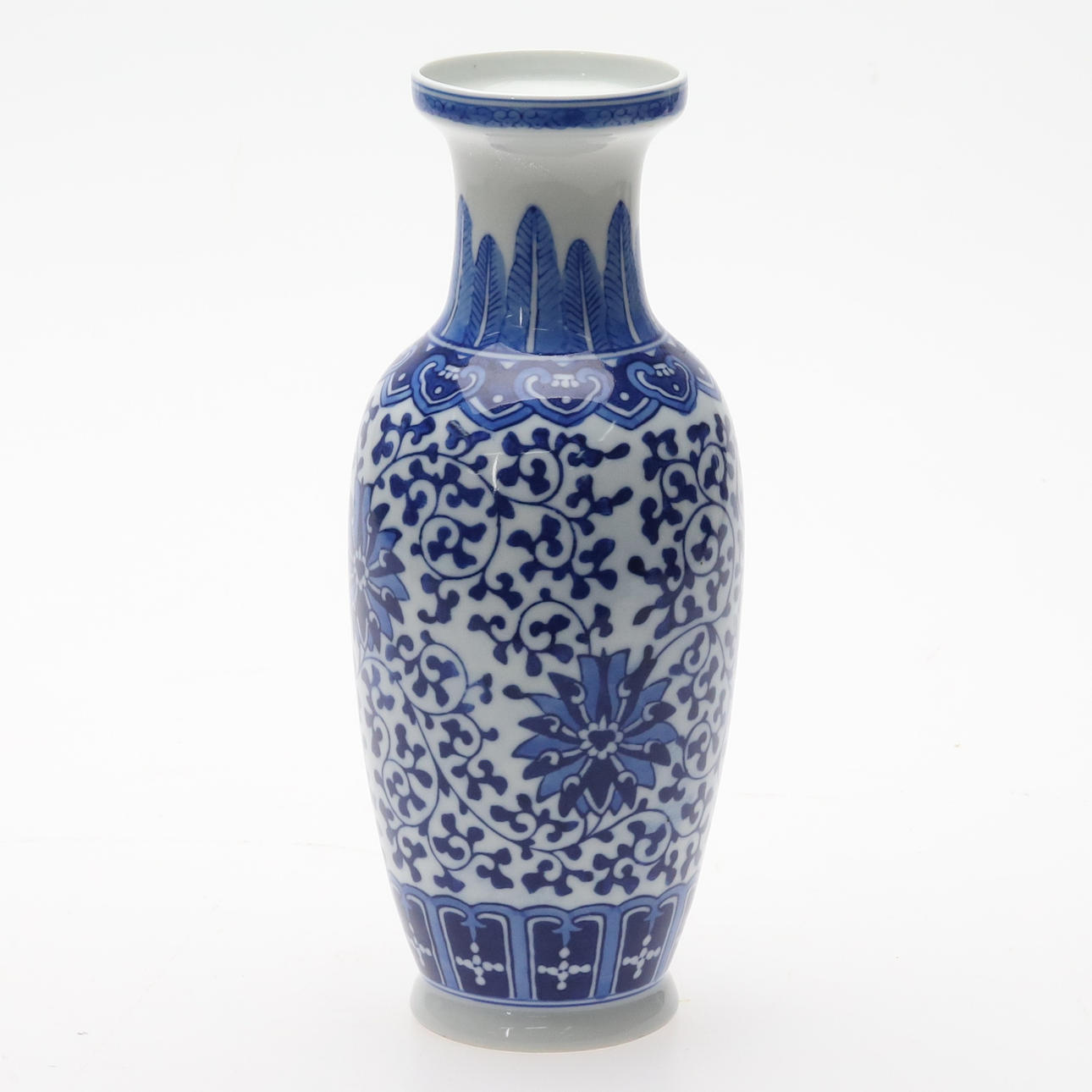 VASE, porcelain, China, marked on the underside, modern.