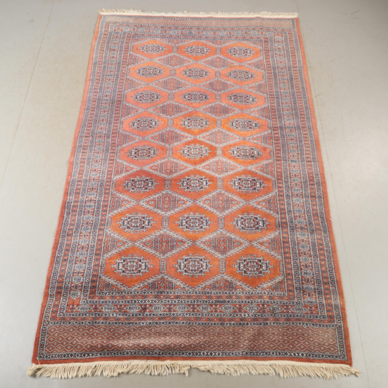 CARPET, oriental, 261 x 158 cm.