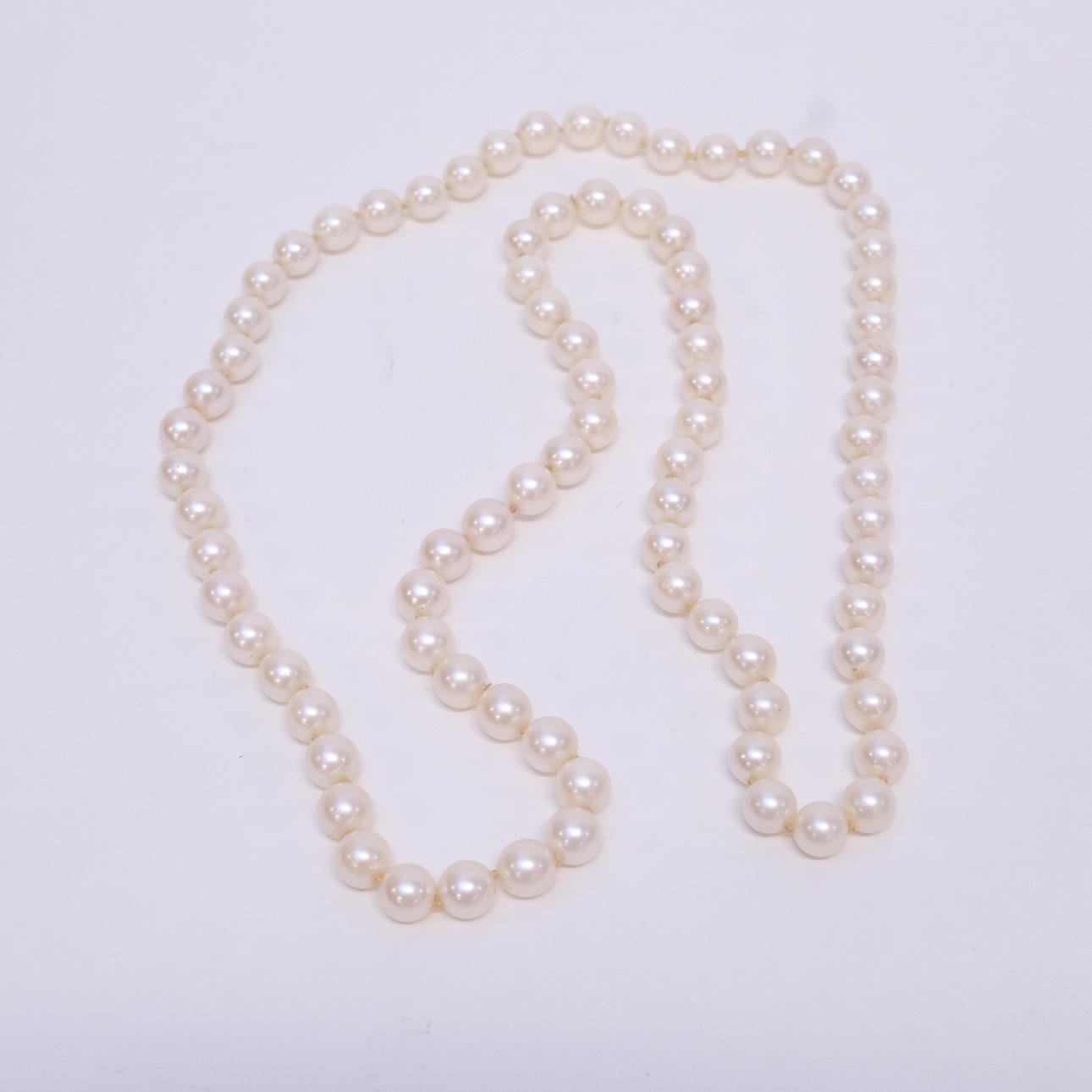 PEARL NECKLACE.