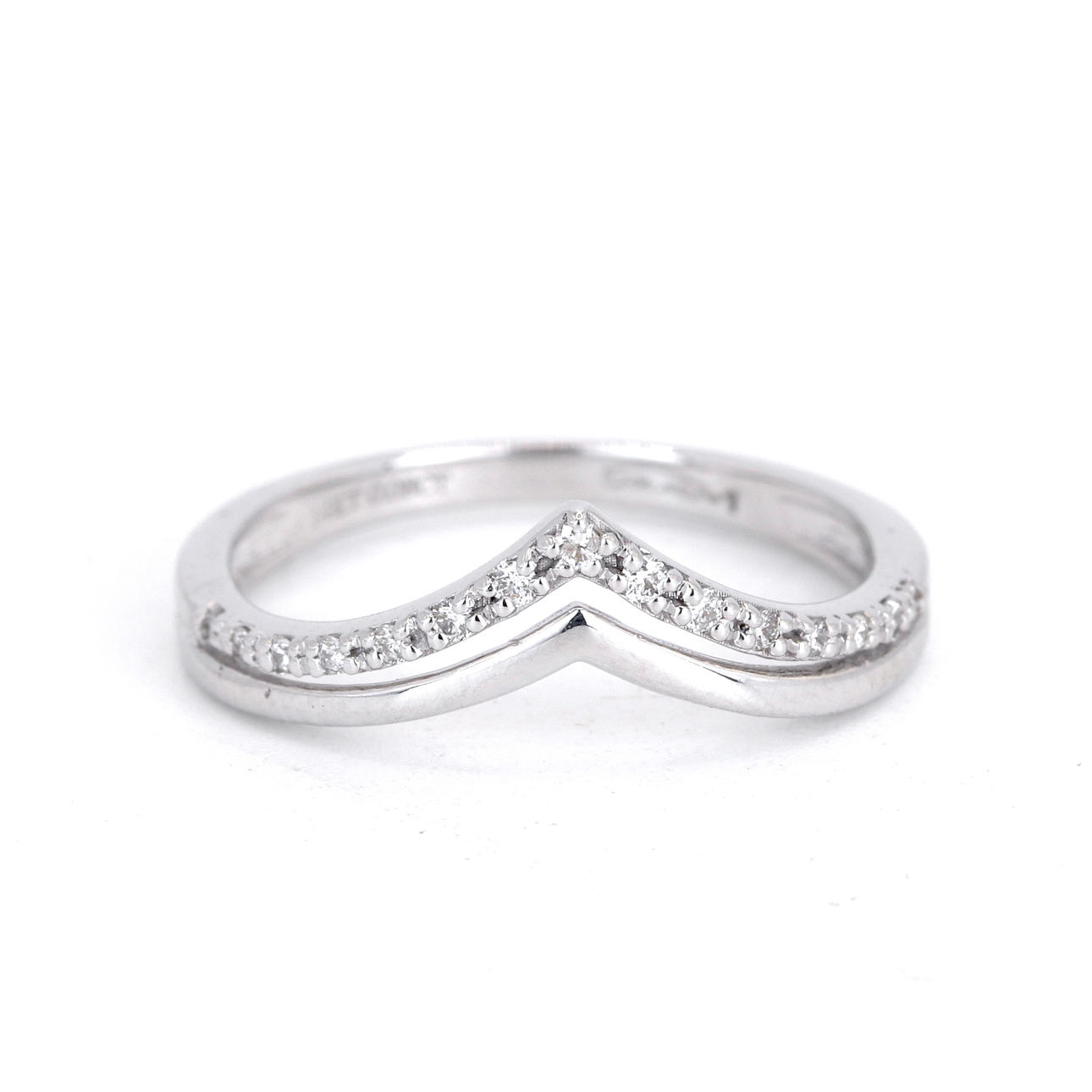 14CT DIAMOND WISHBONE RING.
