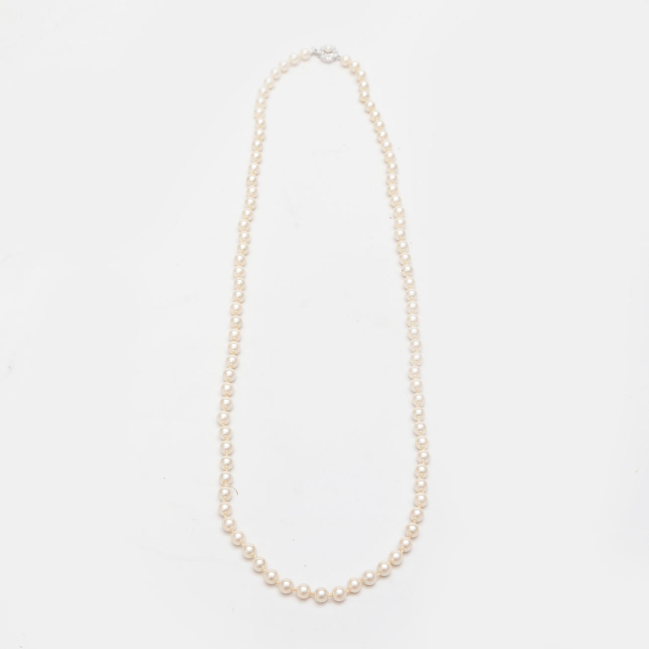 PEARL NECKLACE.
