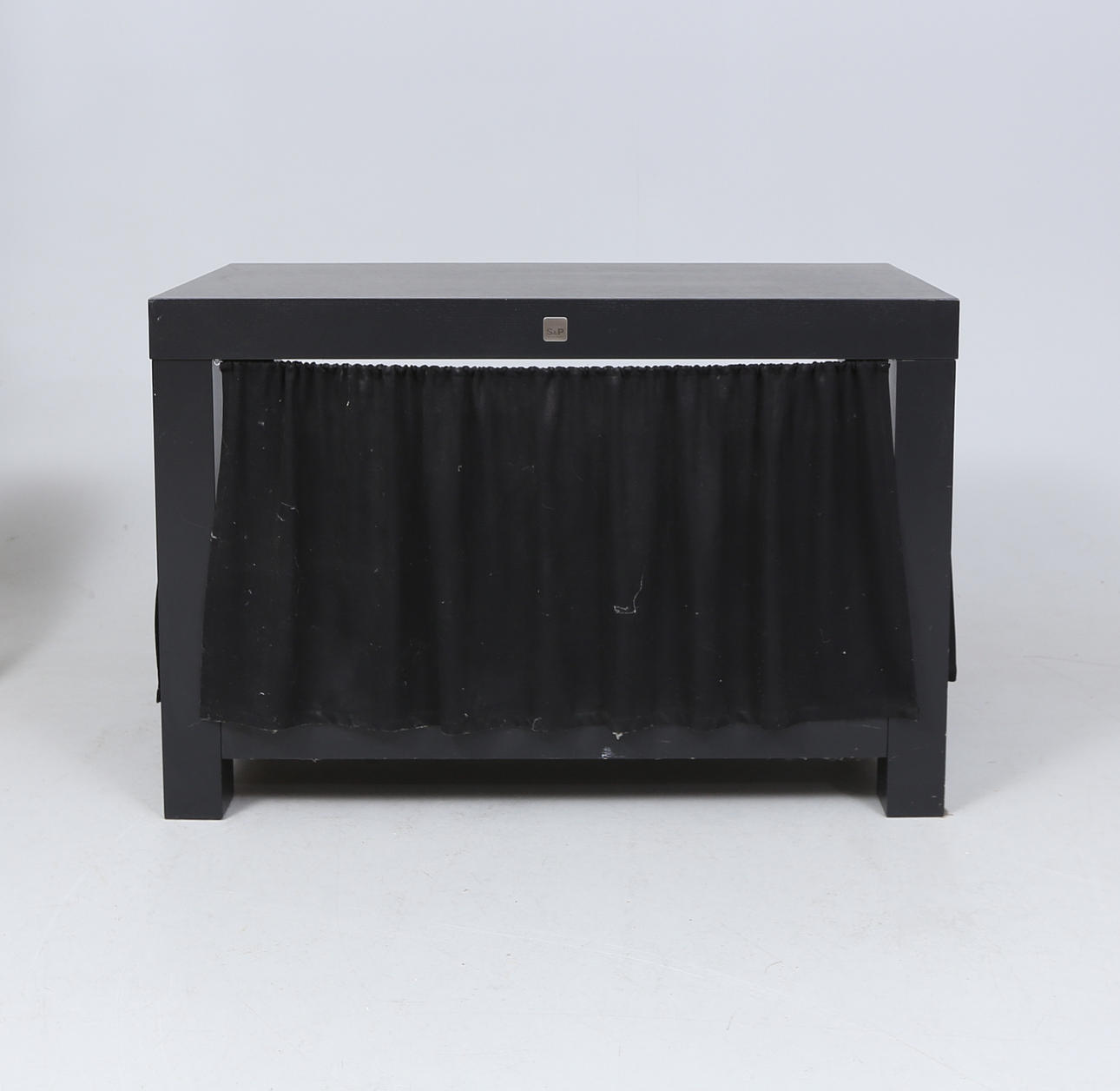 SIDEBOARD, Salt & Pepper, samtida.