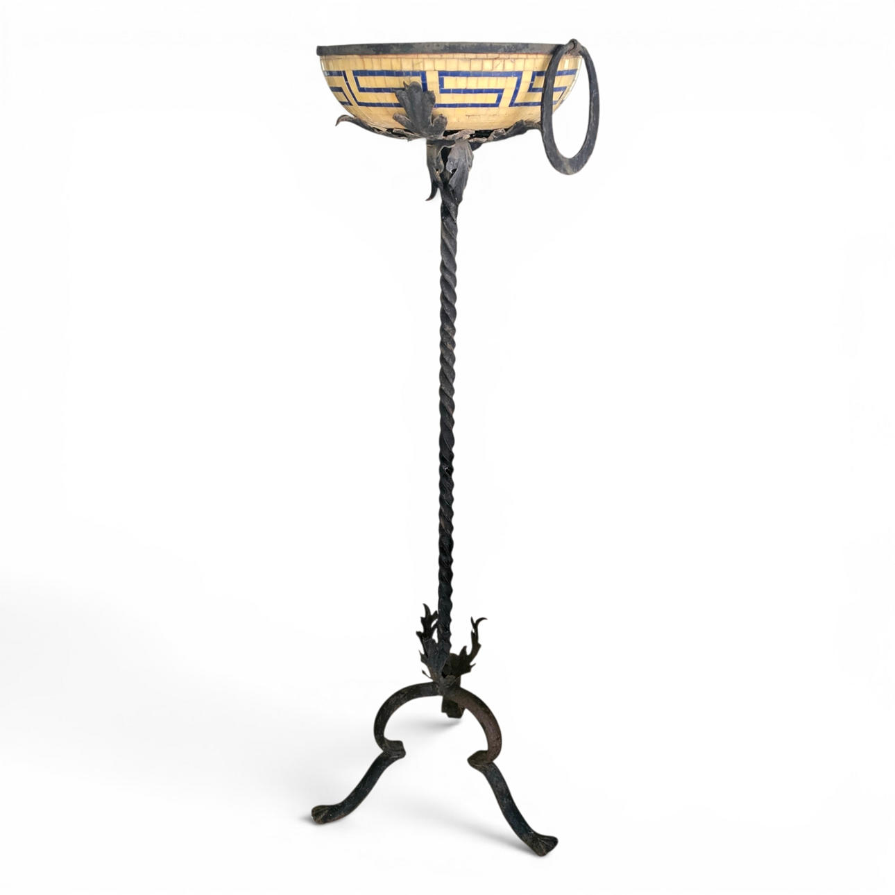 Candelabrum in wrought iron and ceramic.