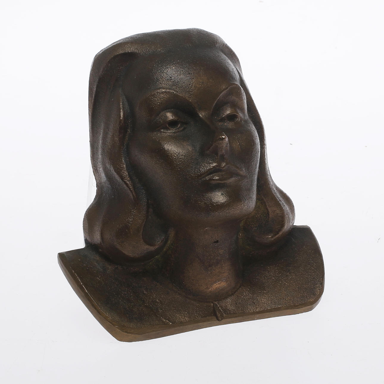 VÄGRELIEF/PORTRÄTTBYST, brons, troligen föreställande Greta Garbo.