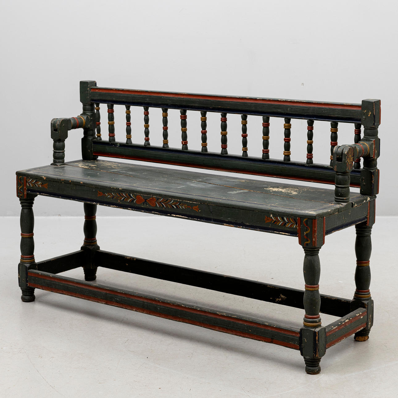 SETTLE, painted wood, 19th century.