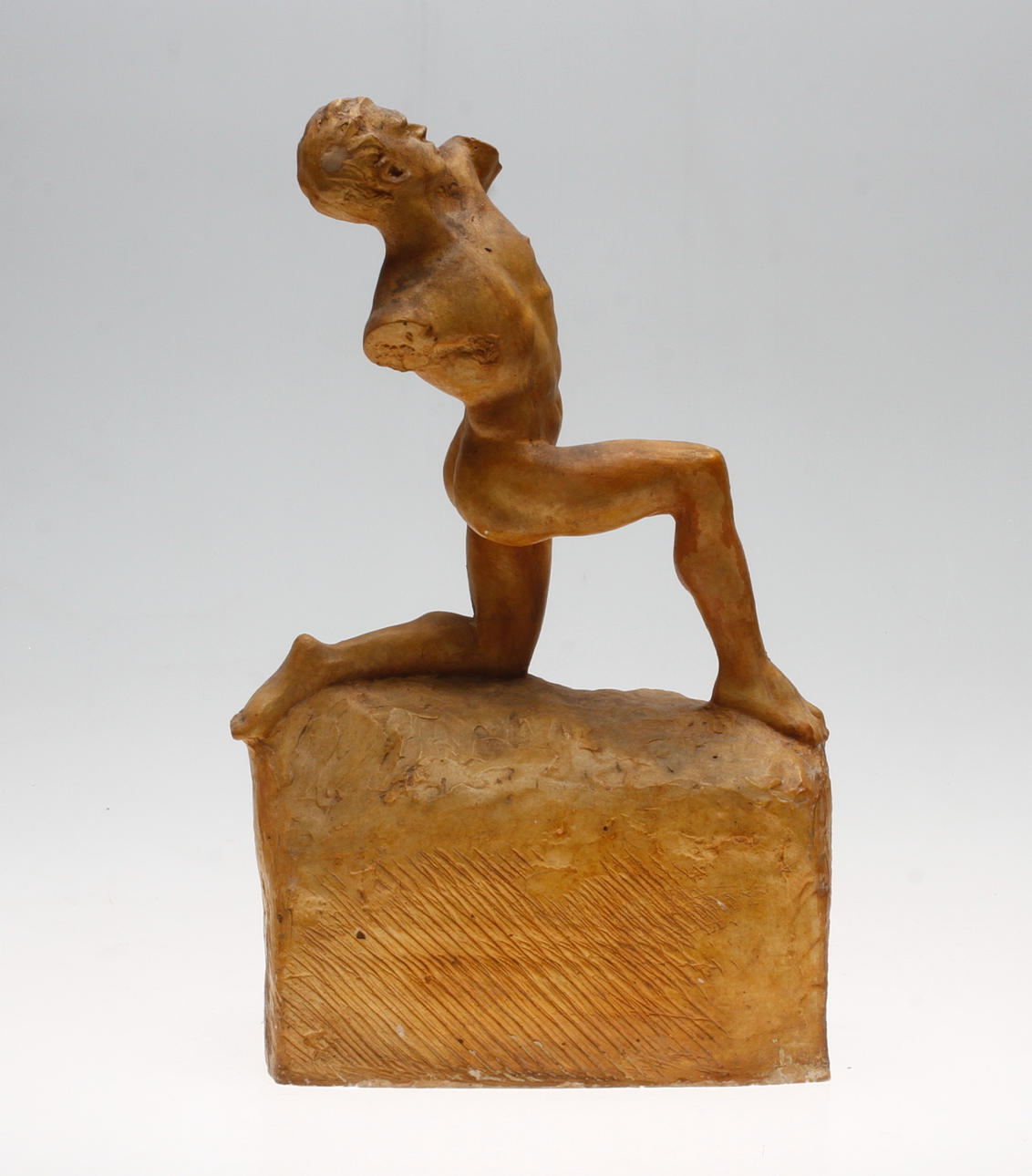 CARIN NILSON(1884-1973). TILLSKRIVEN. Skulptur, gips, osignerad.