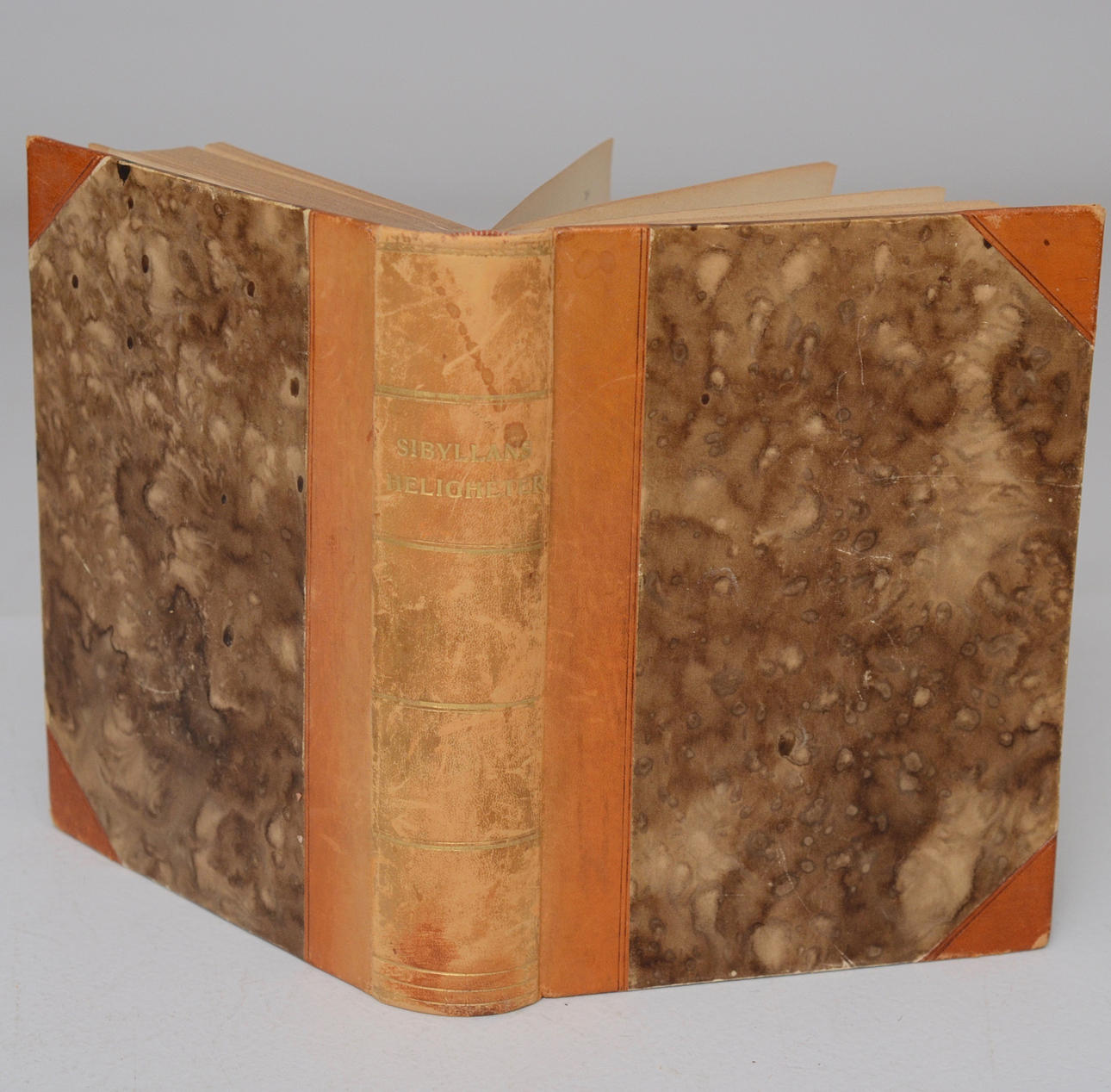 SVEN LINDE. SIBYLLANS HEMLIGHETER 1917.