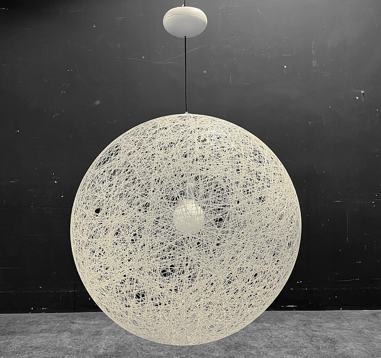 BERTJAN POT. MOOOI Random Light pendant lamp.