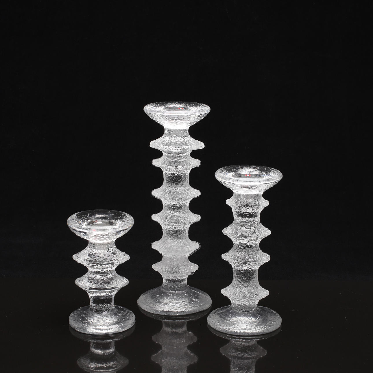 LJUSSTAKAR i glas, 3 st, "Festivo", Timo Sarpaneva, Iittala, Finland.