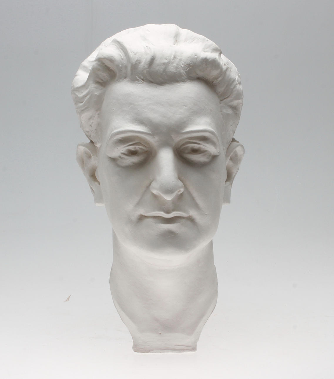 CARIN NILSON(1884-1973). Skulptur, gips, osignerad.