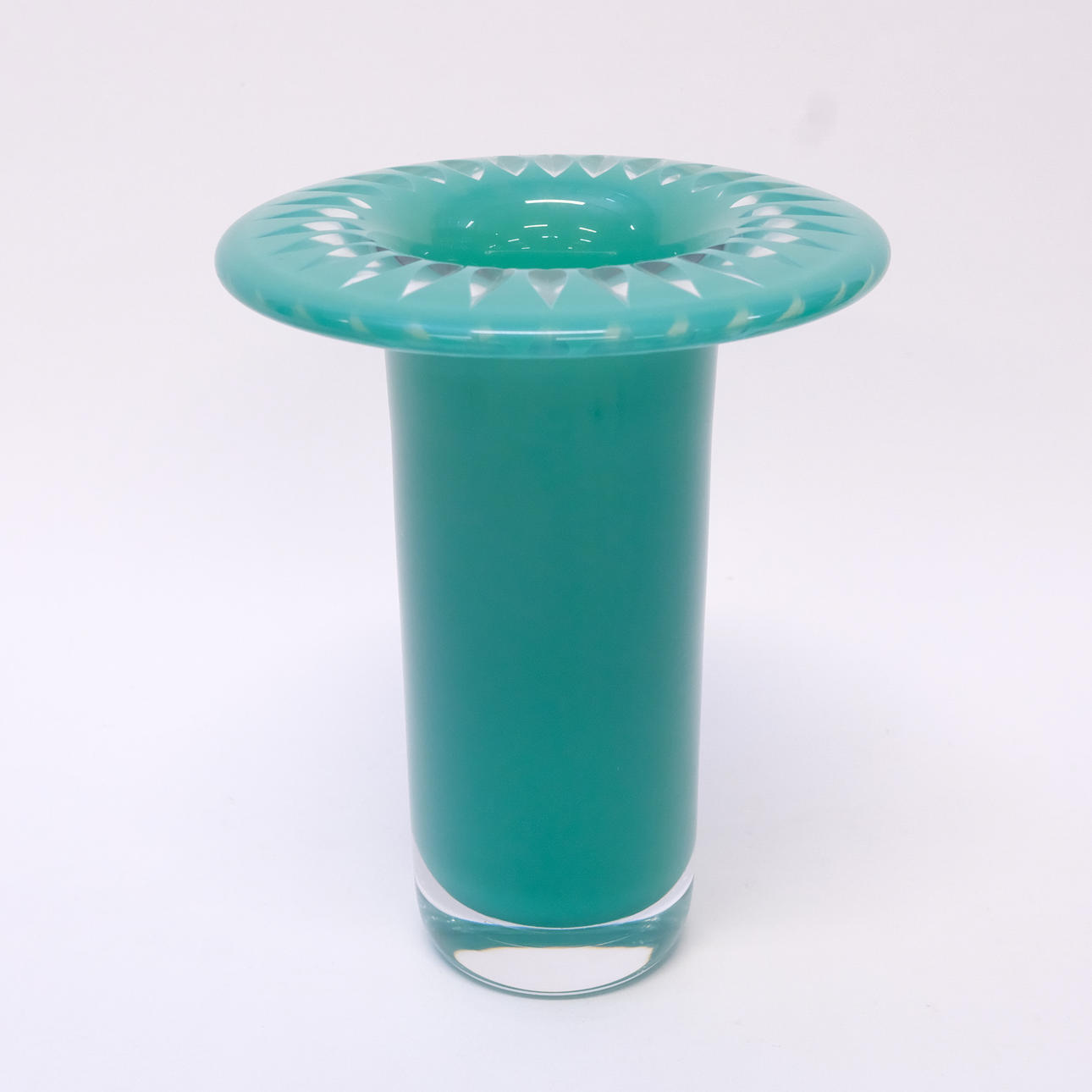 SIGURD PERSSON. VASE, KOSTA.