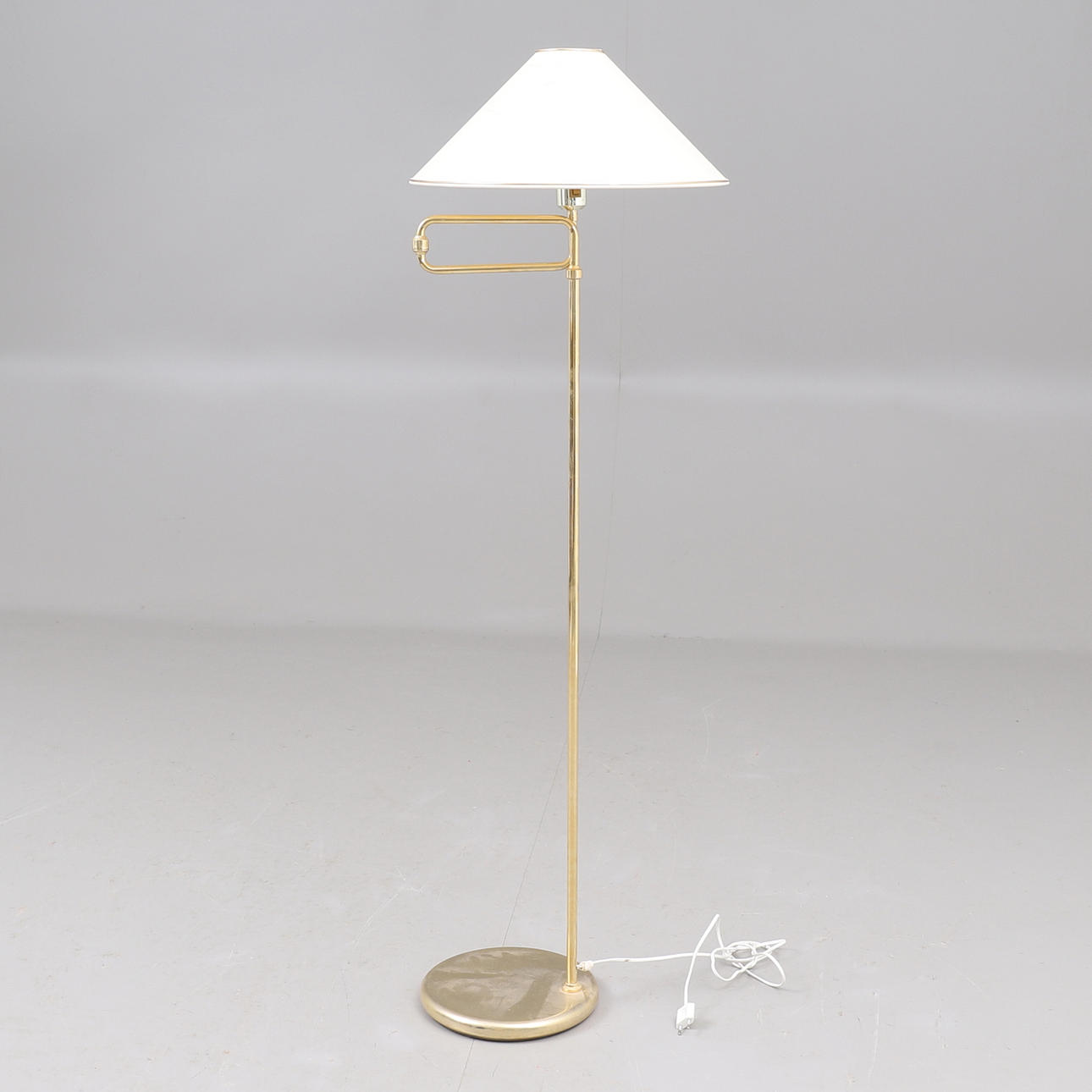 FLOOR LAMP, brass.