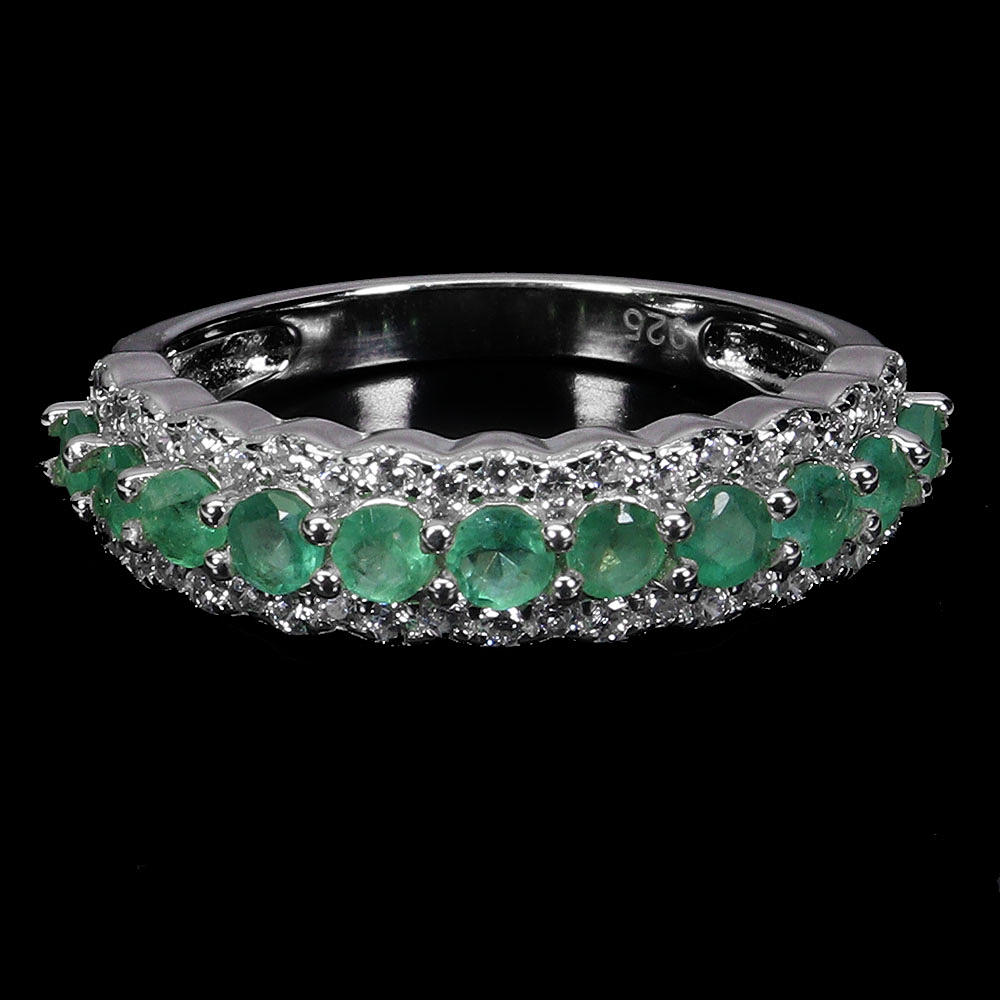 EMERALD SILVER RING.