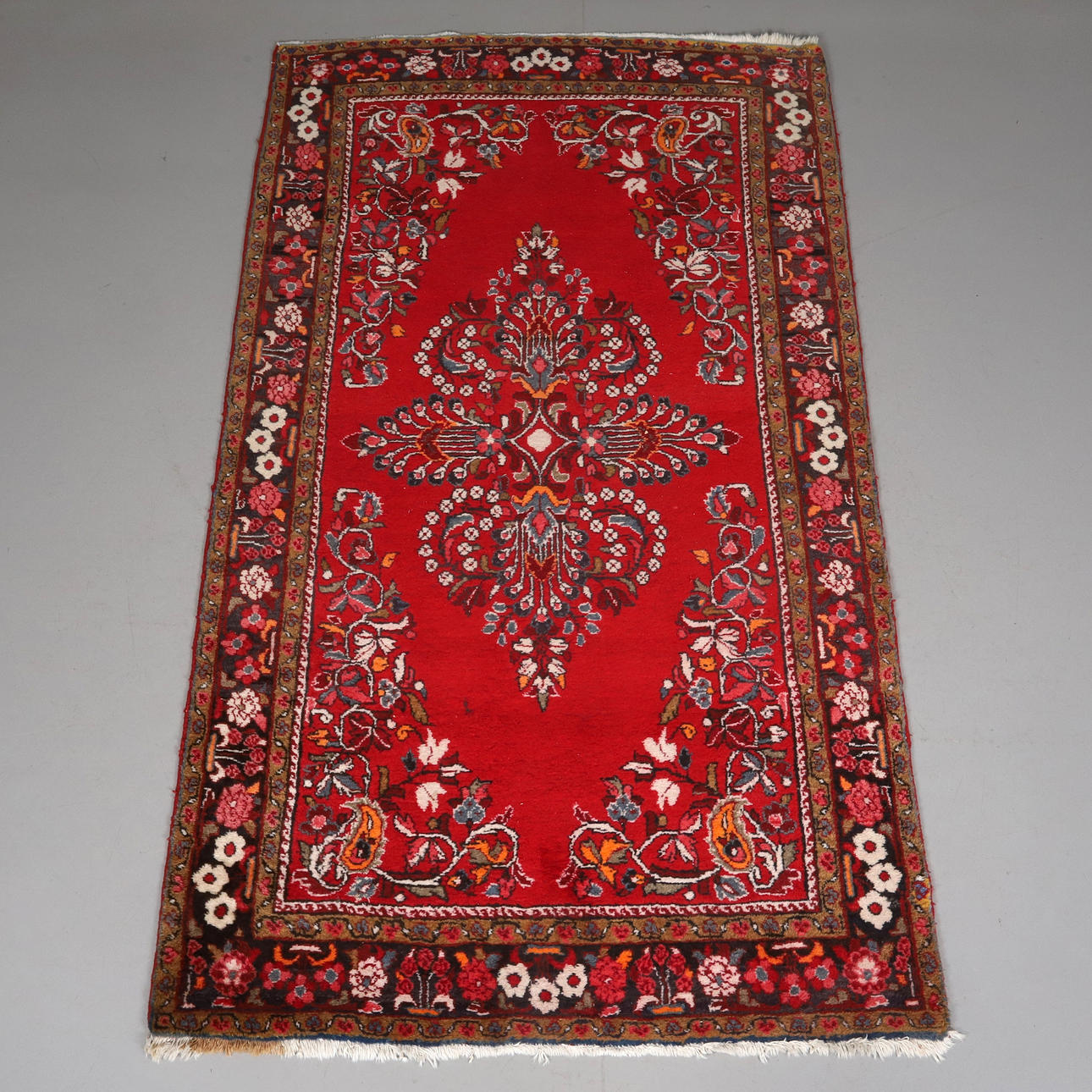 CARPET, oriental.